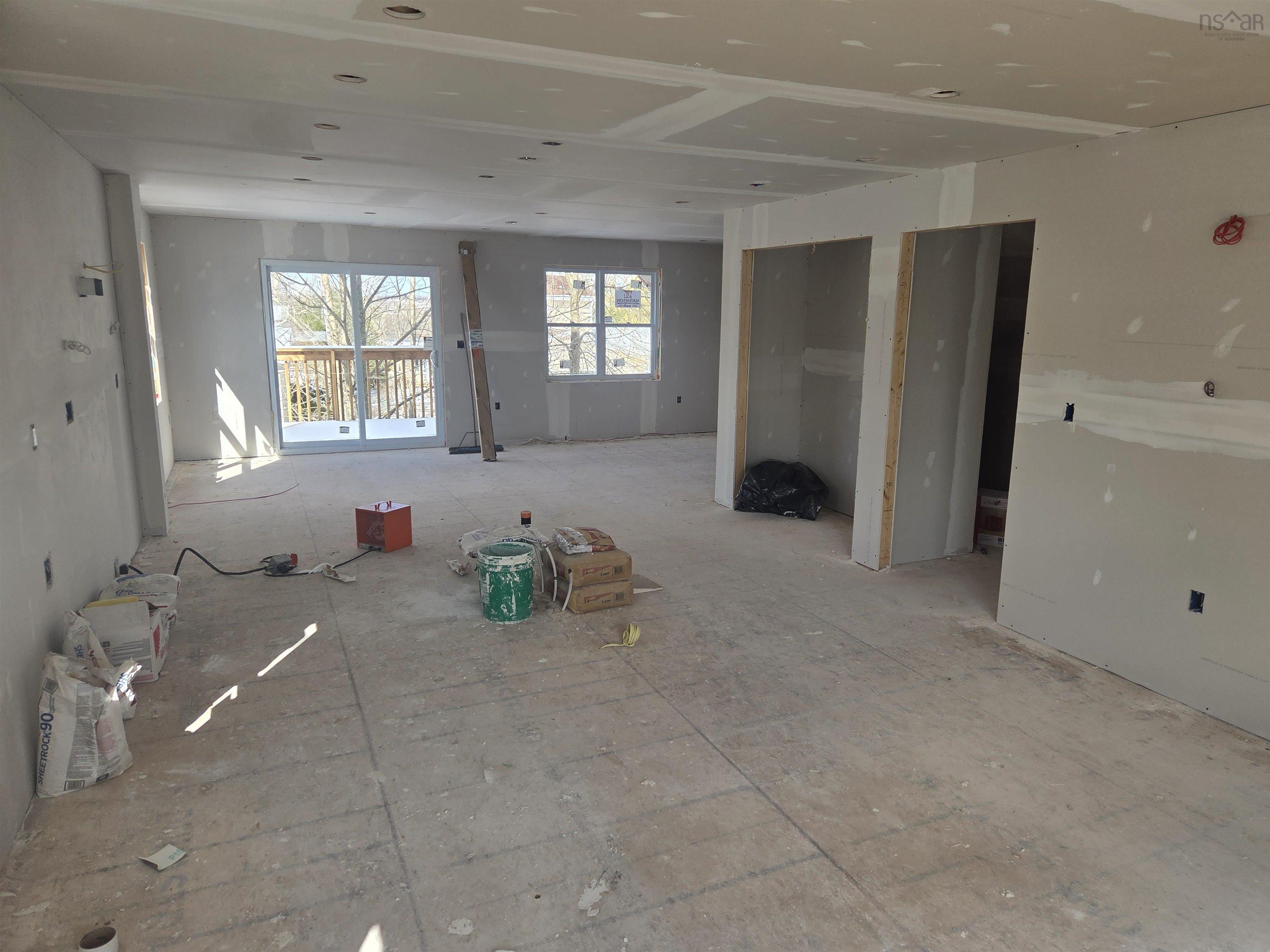 $678,350.00: 91 Burgess Crescent, Windsor