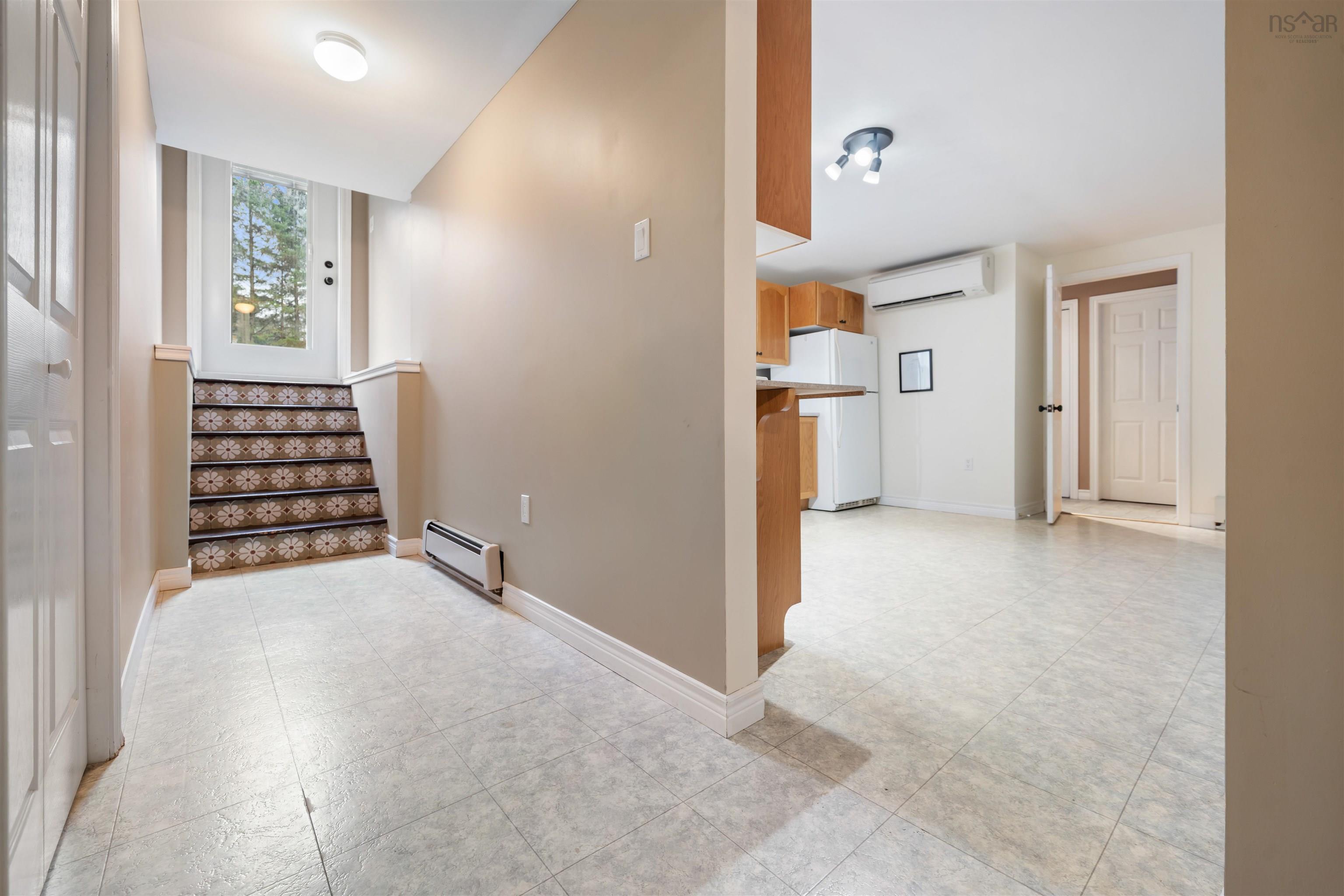 $610,000.00: 11 Downsview Drive, Lower Truro