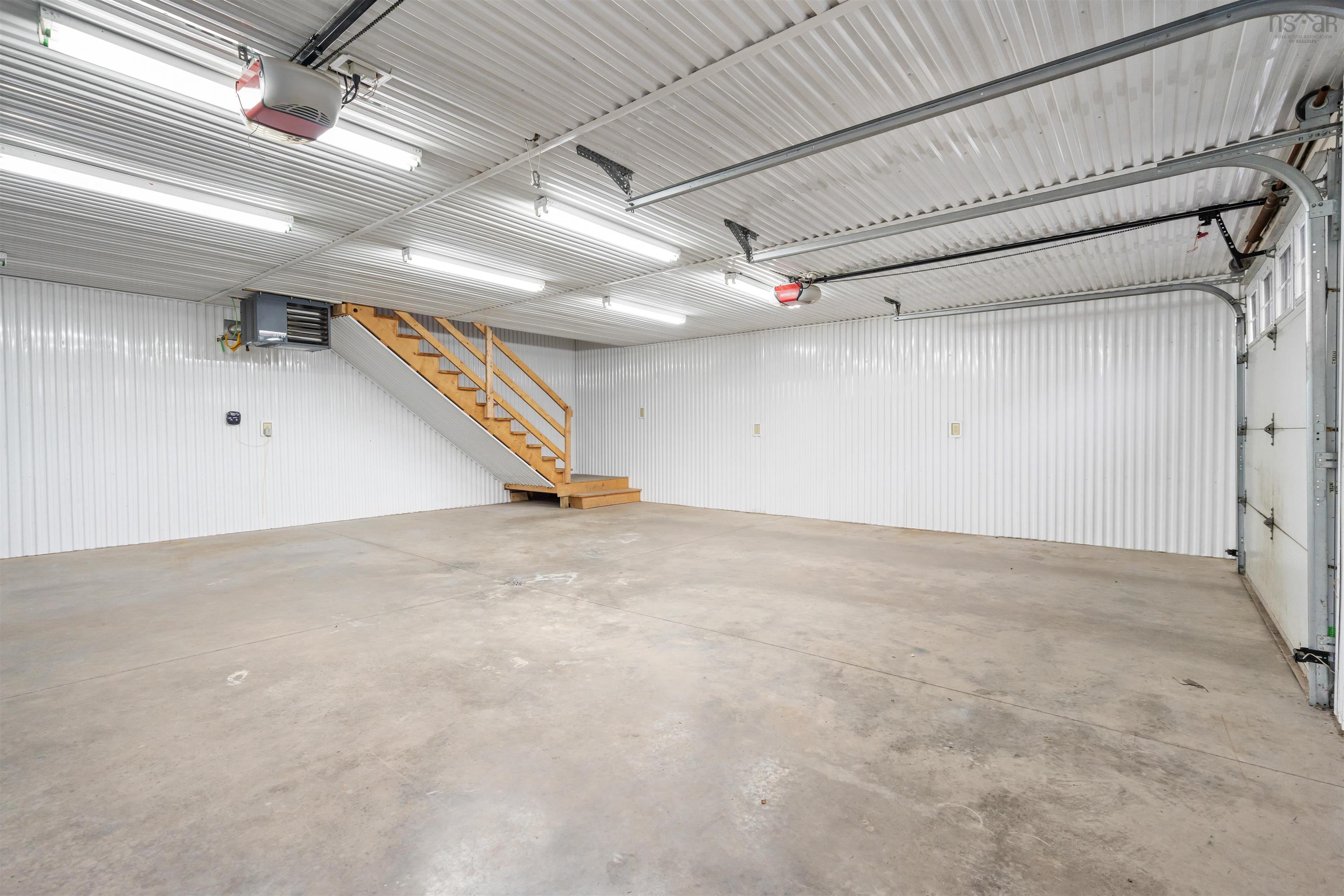 $610,000.00: 11 Downsview Drive, Lower Truro