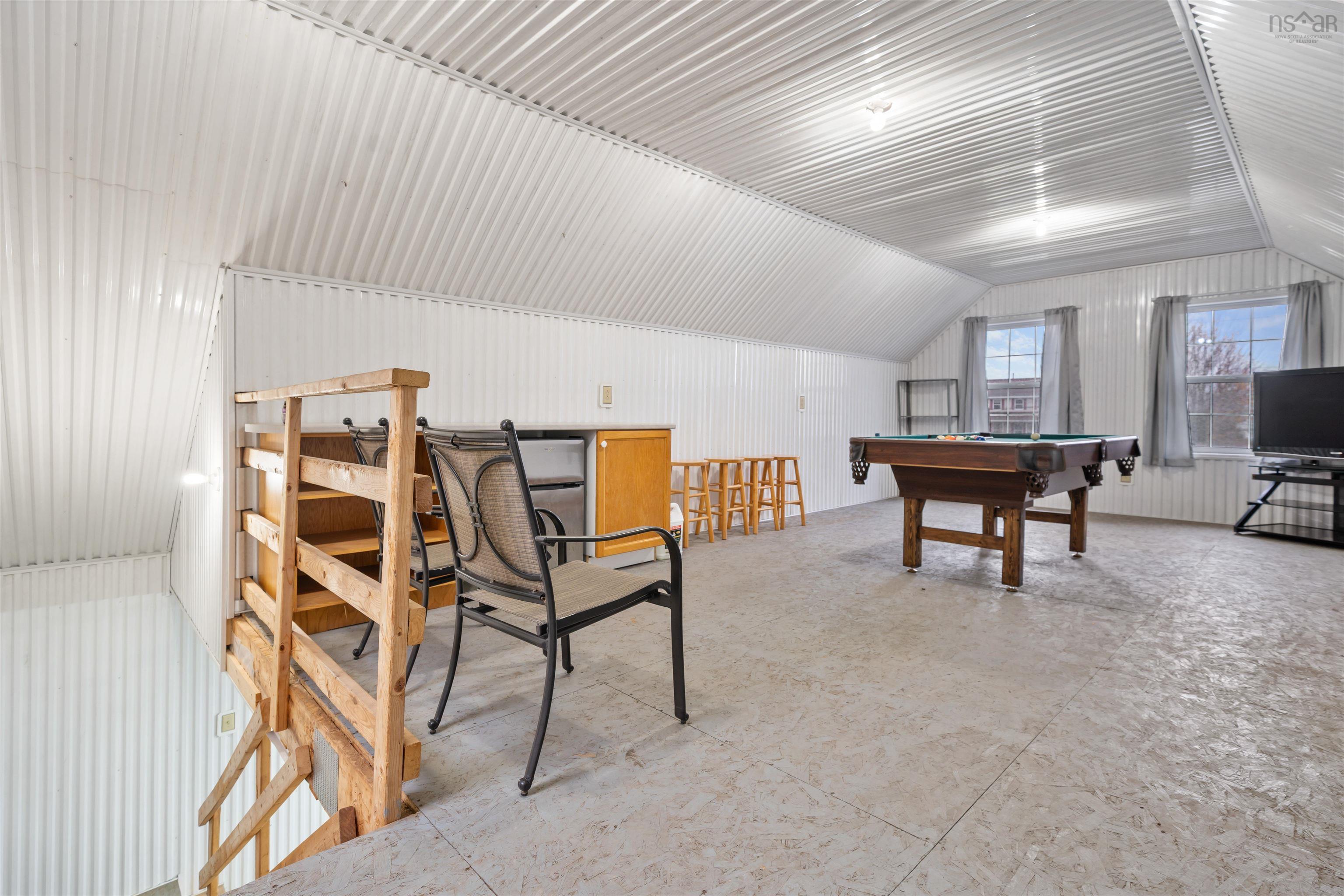 $610,000.00: 11 Downsview Drive, Lower Truro