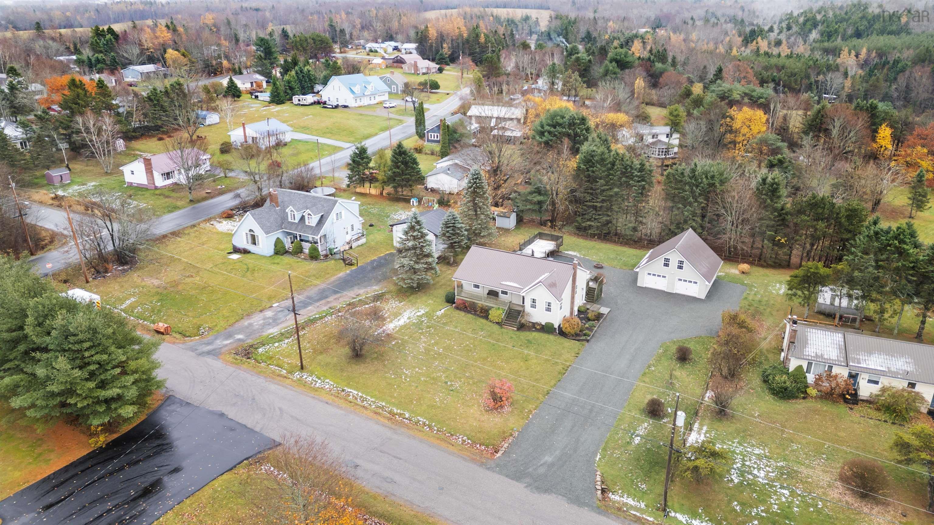 $610,000.00: 11 Downsview Drive, Lower Truro