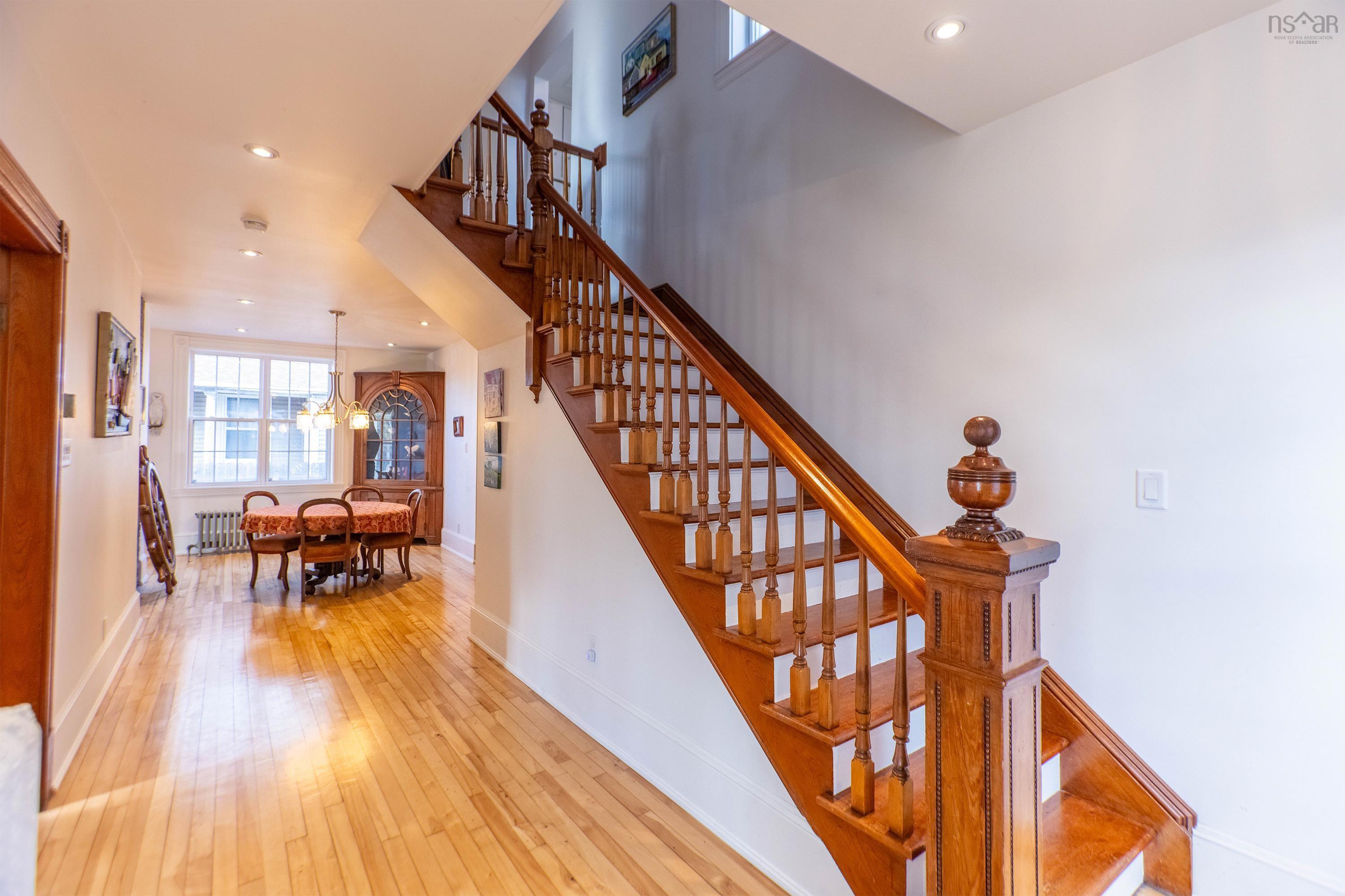 $439,900.00: 124 Church Street, Amherst