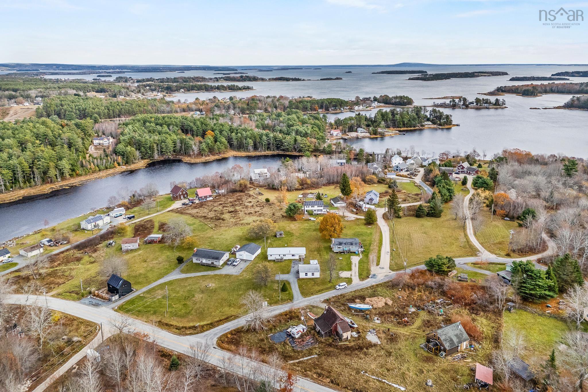 $244,900.00: 7 Hiltz Hill Road, Martins River