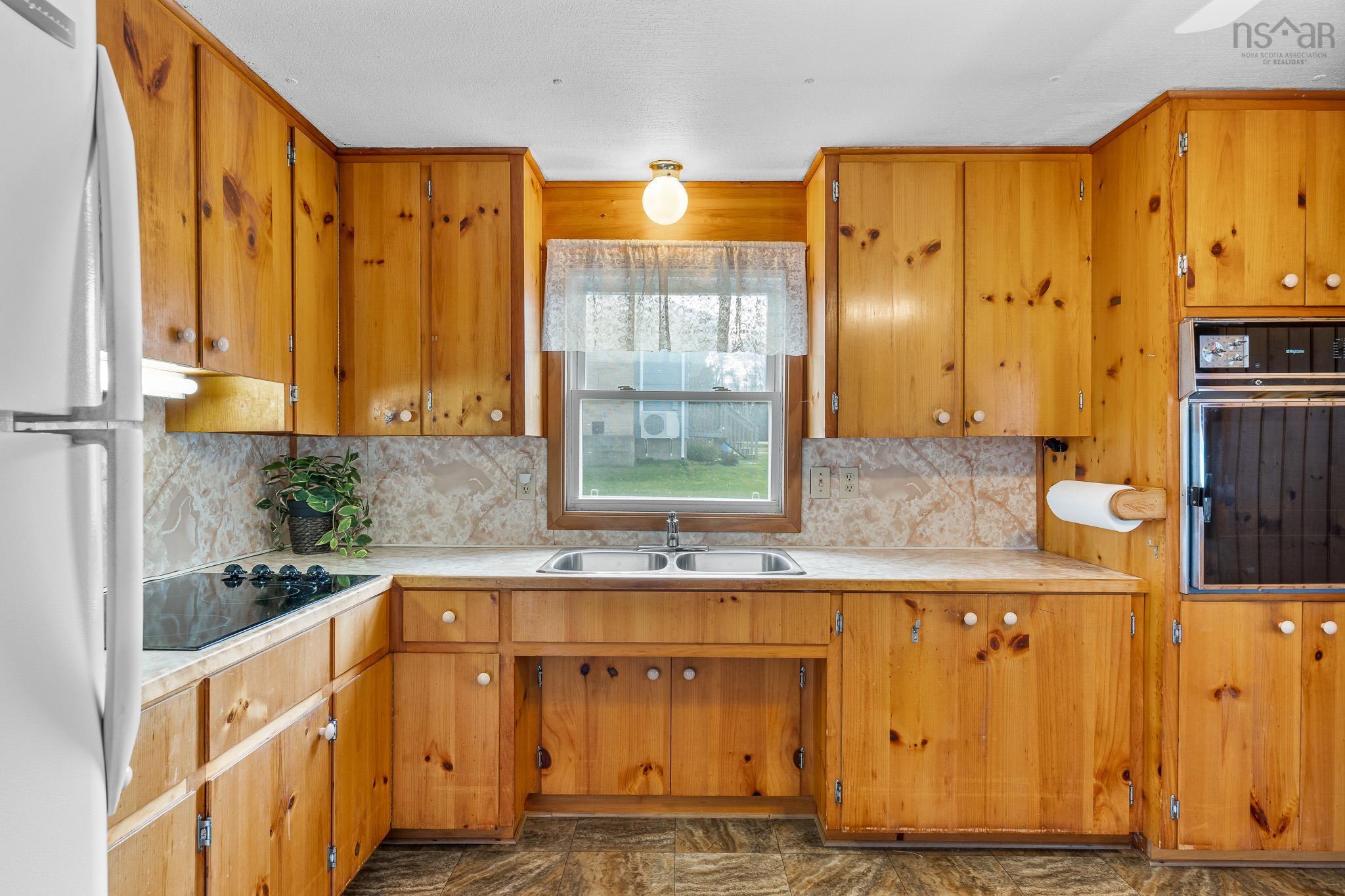 $244,900.00: 7 Hiltz Hill Road, Martins River