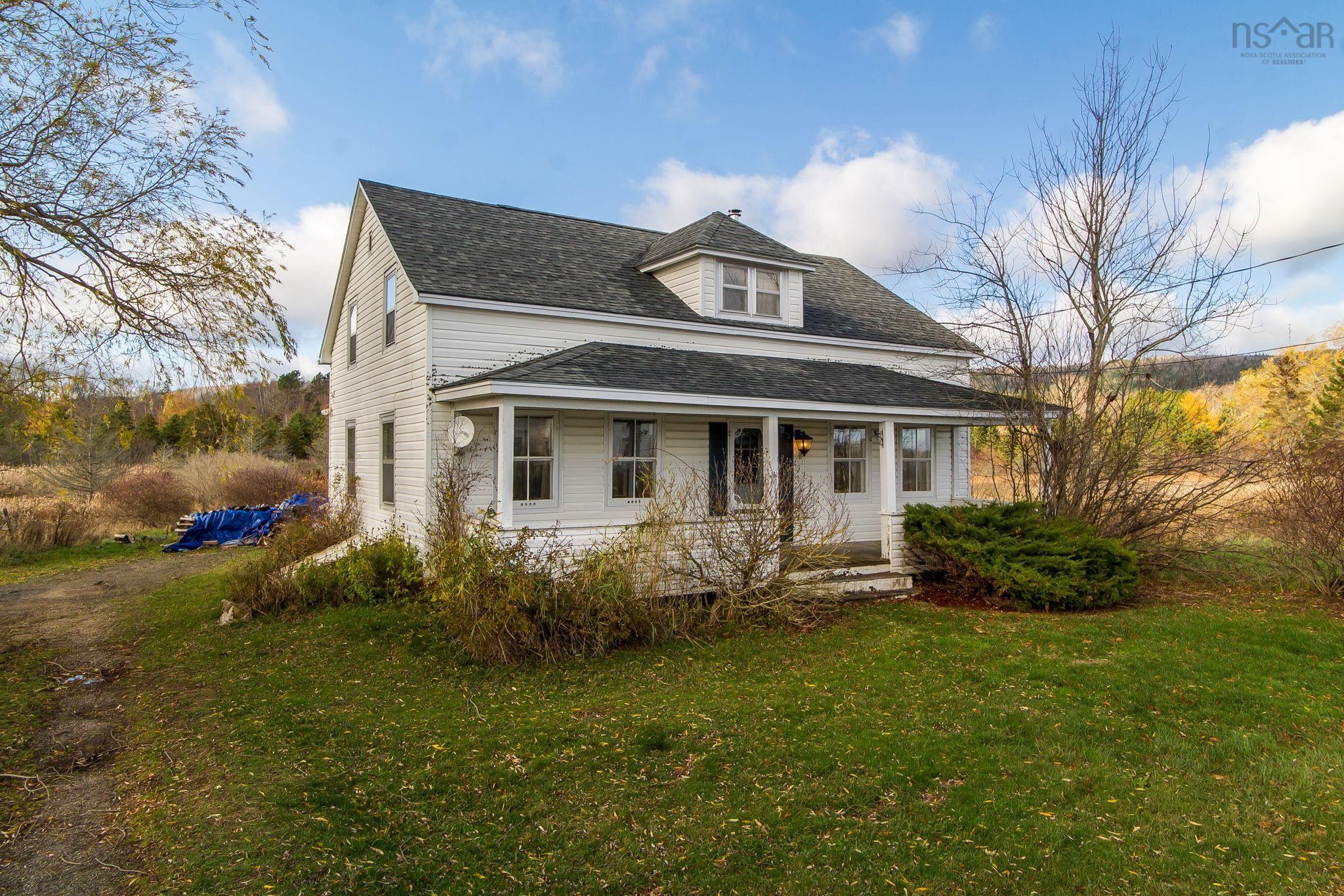 $280,000.00: 6209 Highway 1, Granville Centre
