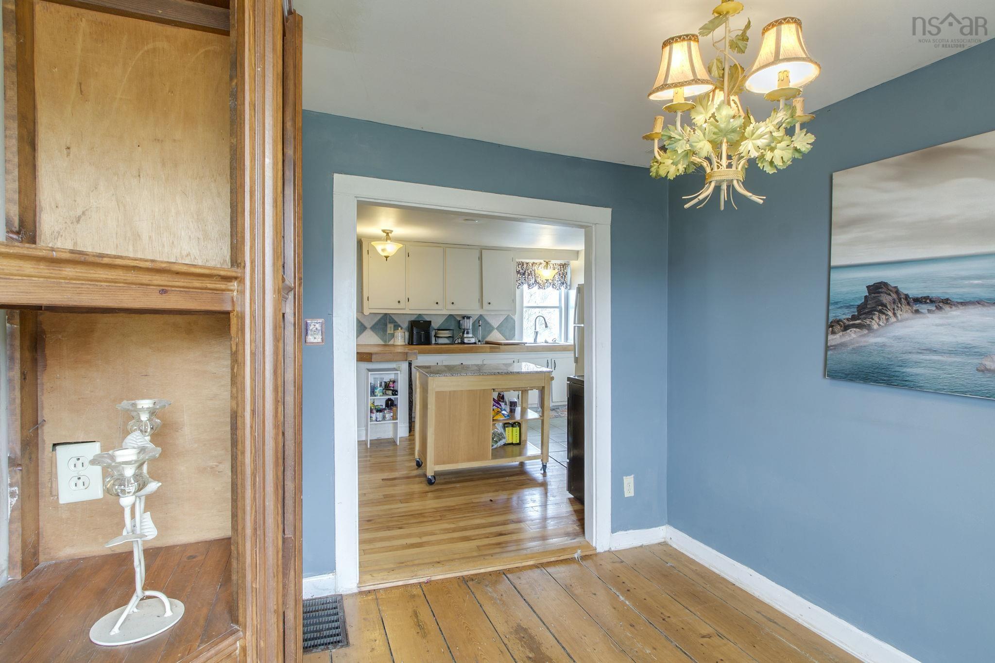 $280,000.00: 6209 Highway 1, Granville Centre
