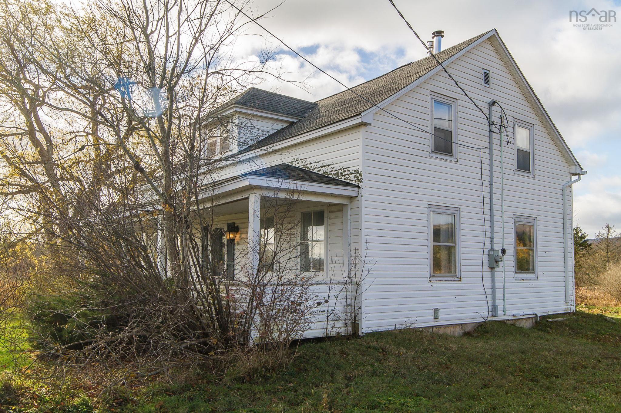 $280,000.00: 6209 Highway 1, Granville Centre