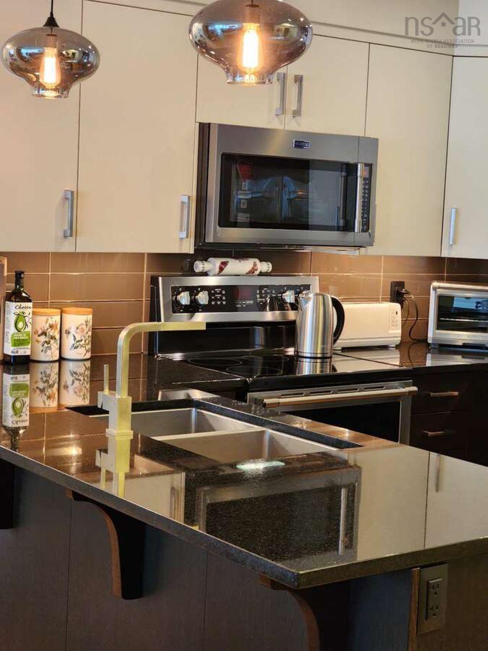 $825,000.00: 1207 1445 South Park Street, Halifax