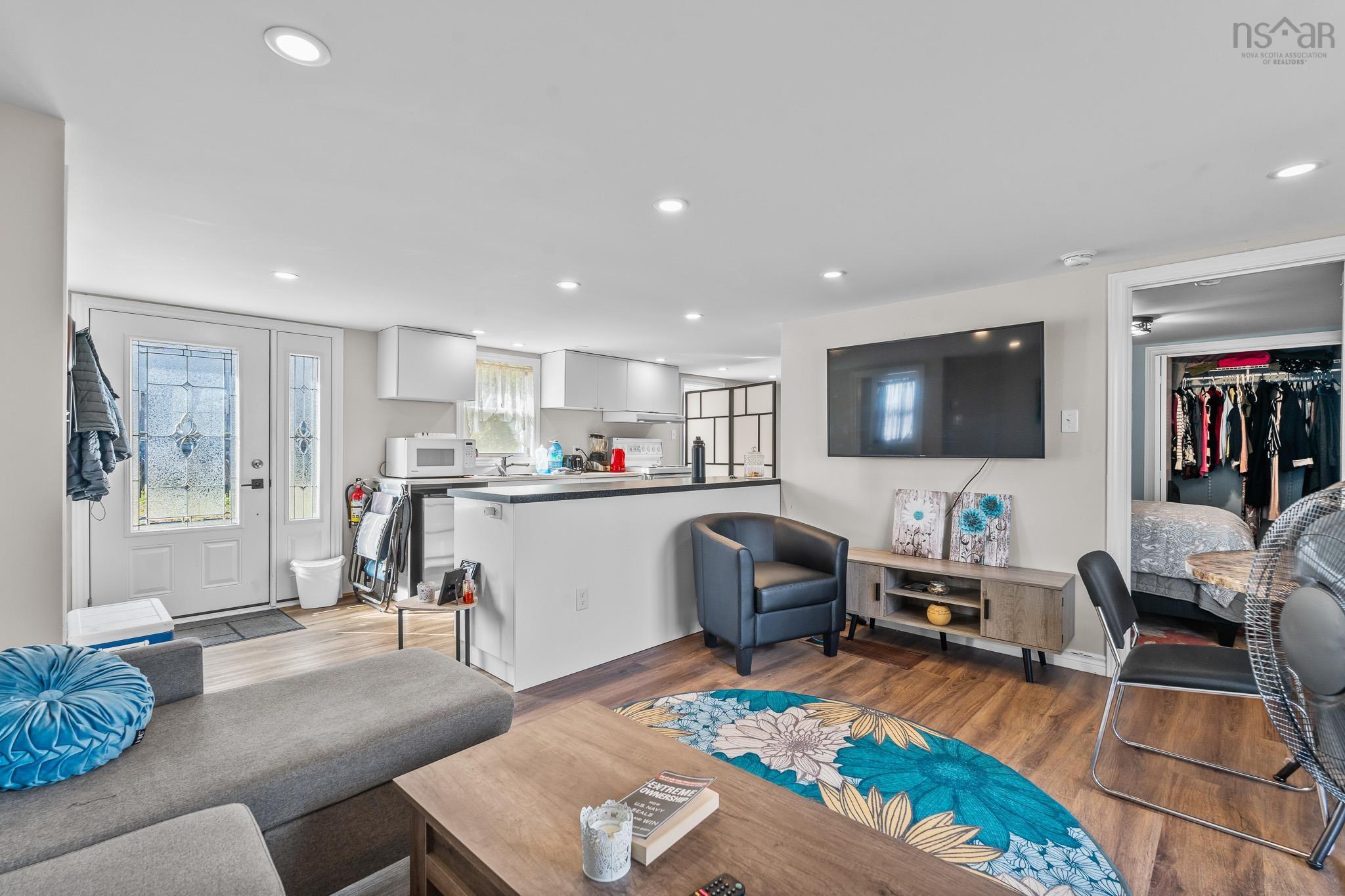 $874,000.00: 8979 Highway 201 Highway, Nictaux