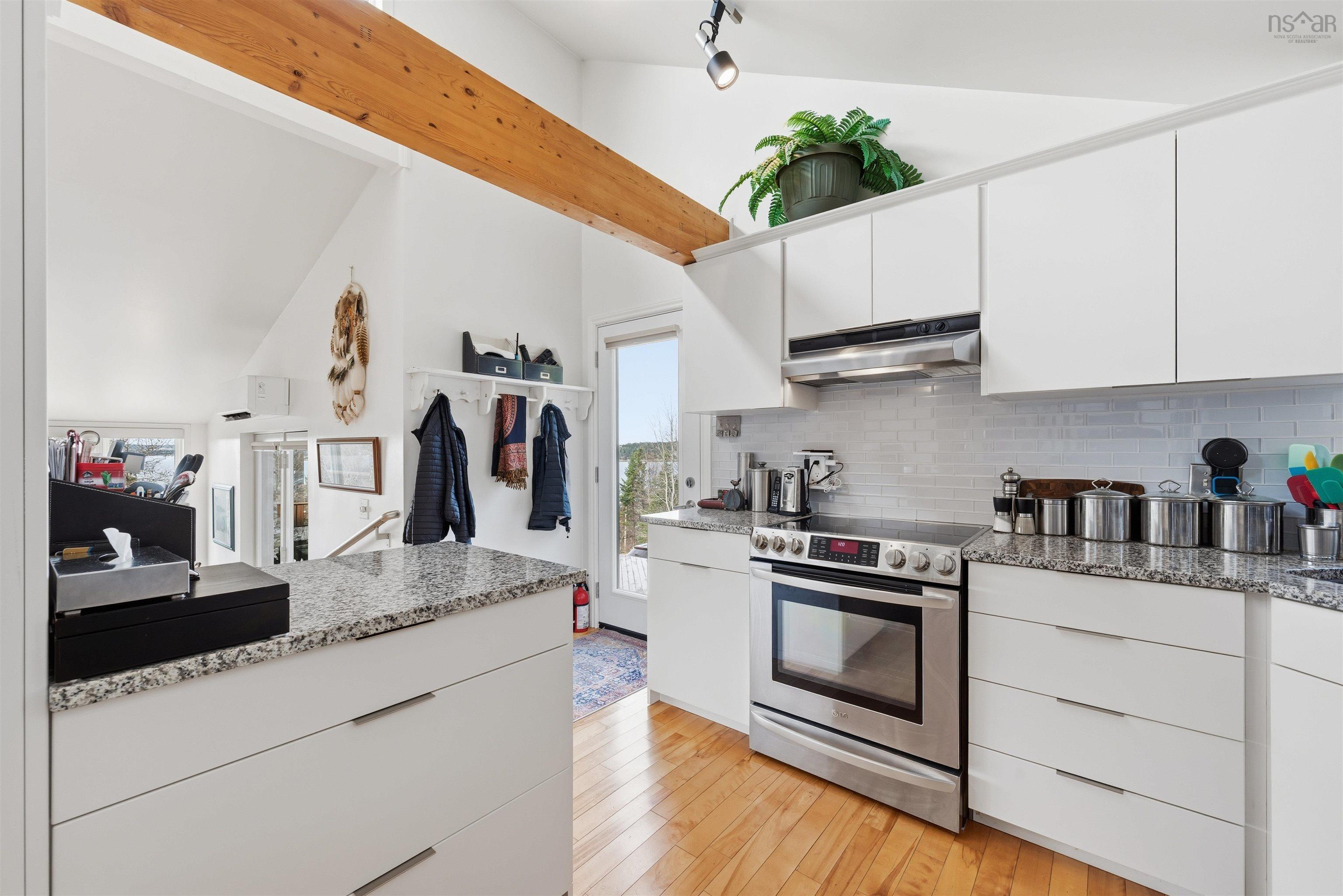 11565 Peggys Cove Road, Seabright, NS (MLS 202528459)