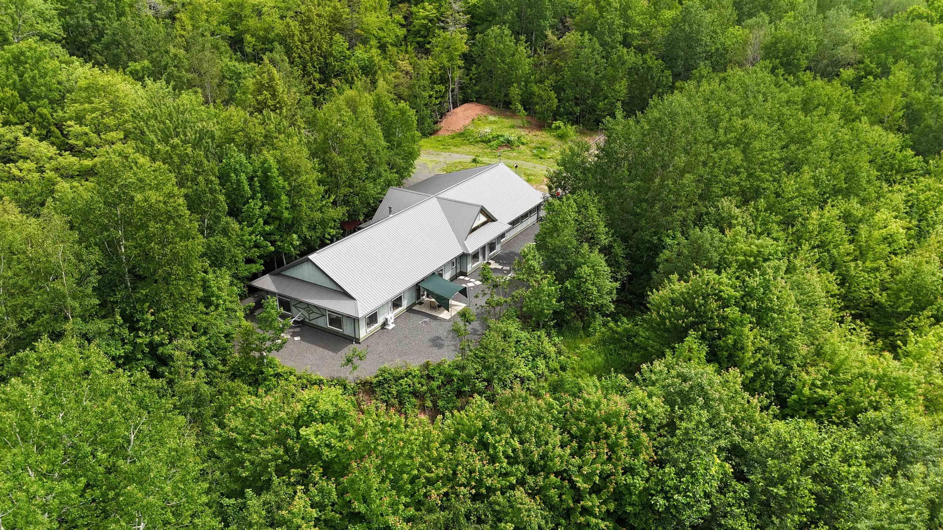$799,000.00: 516 Burgess Mountain Road, Woodville