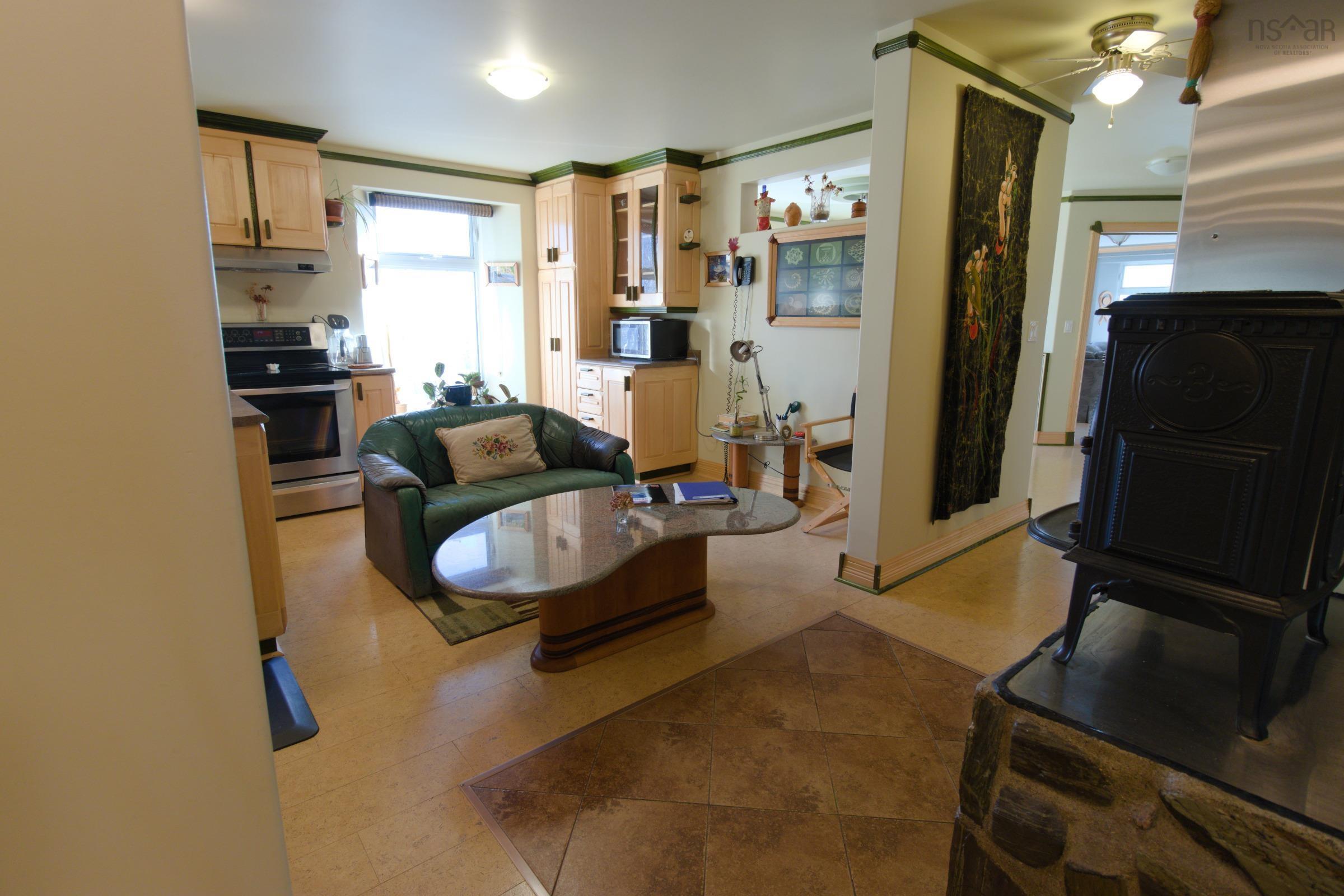 $799,000.00: 516 Burgess Mountain Road, Woodville