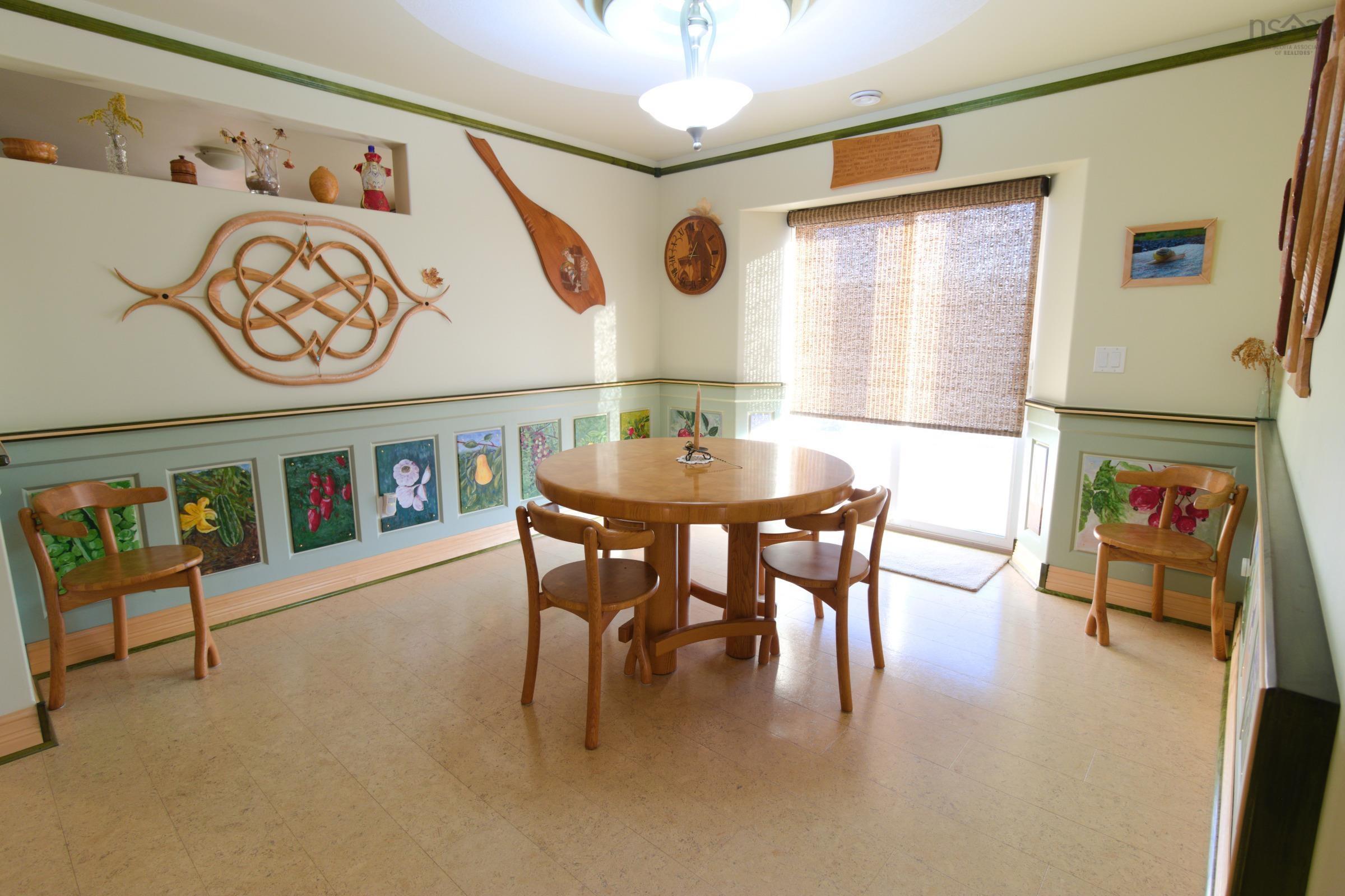 $799,000.00: 516 Burgess Mountain Road, Woodville