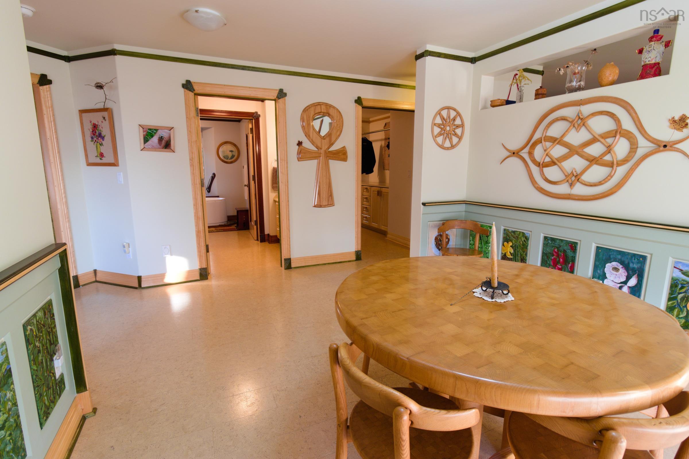 $799,000.00: 516 Burgess Mountain Road, Woodville