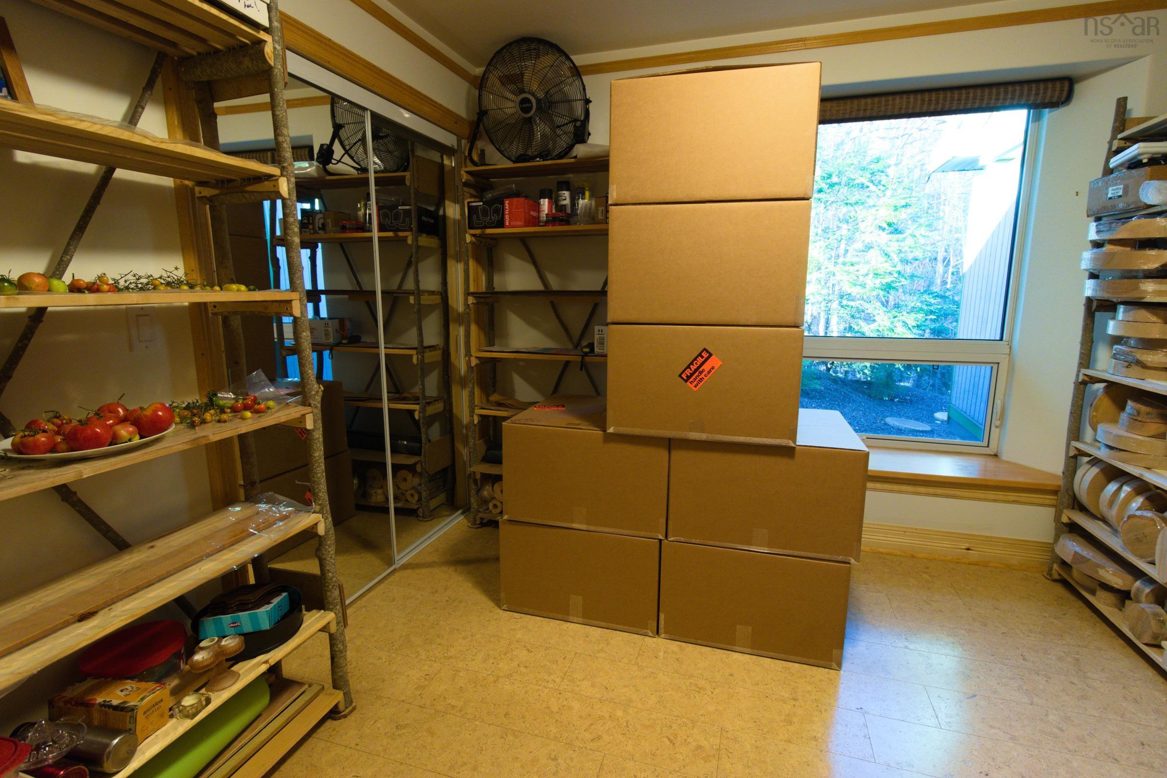 $799,000.00: 516 Burgess Mountain Road, Woodville