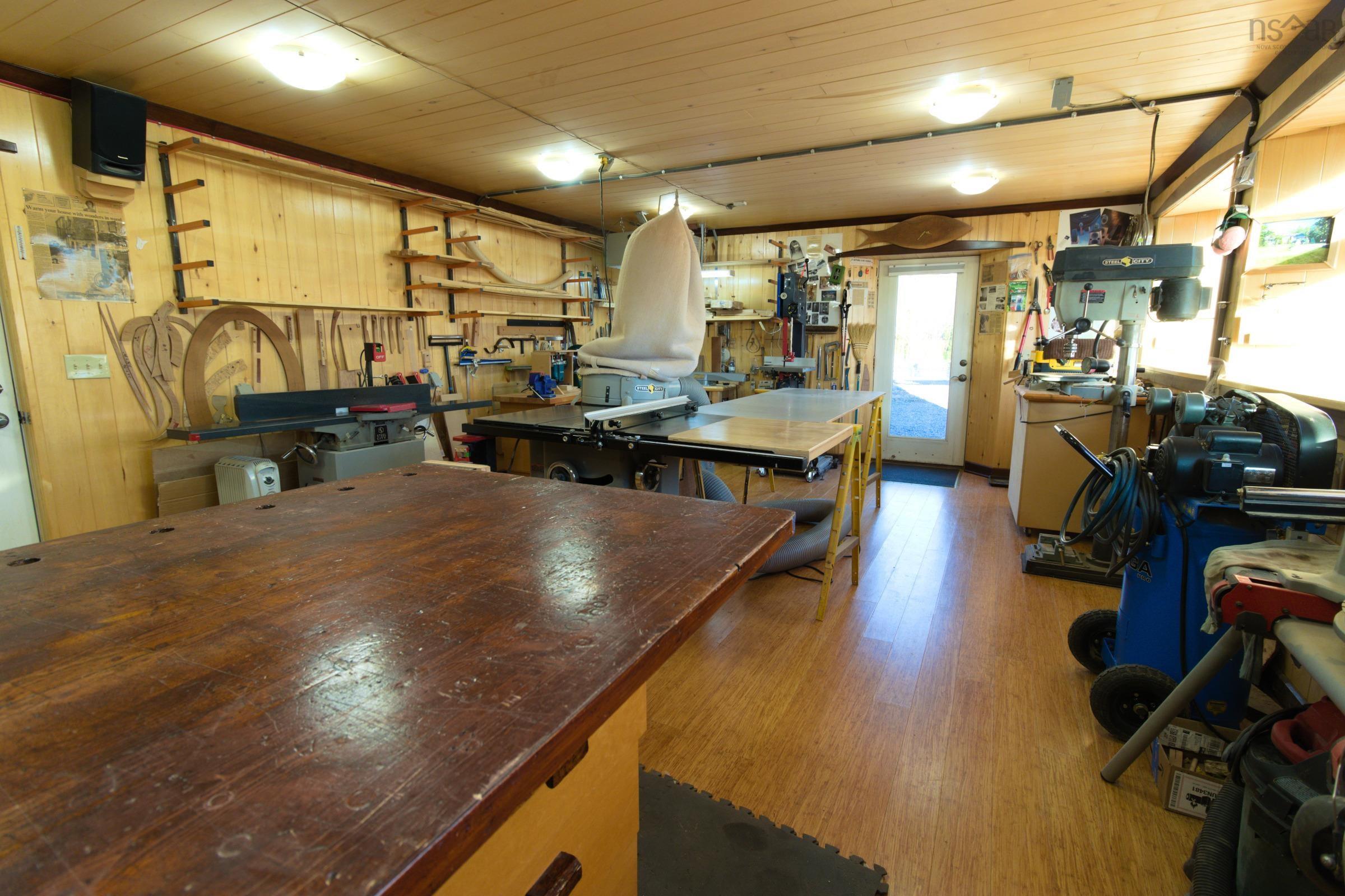 $799,000.00: 516 Burgess Mountain Road, Woodville