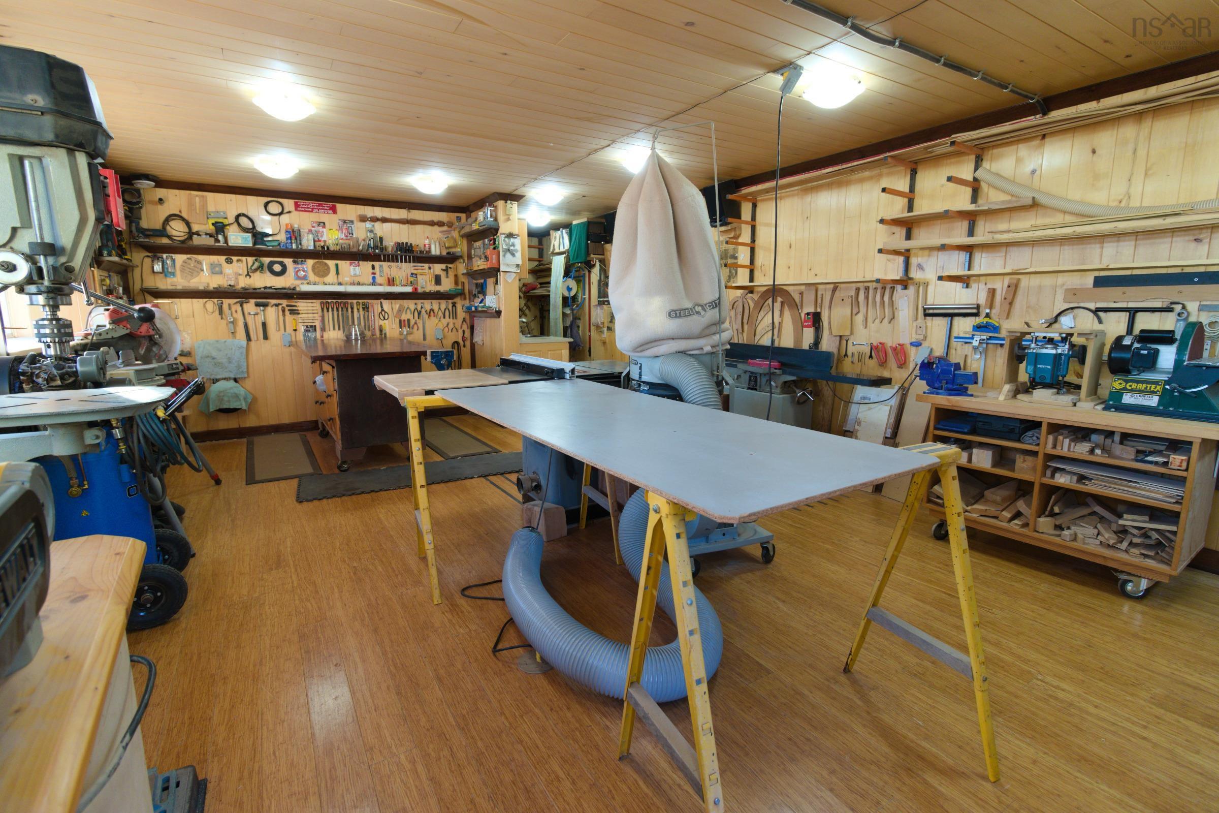 $799,000.00: 516 Burgess Mountain Road, Woodville