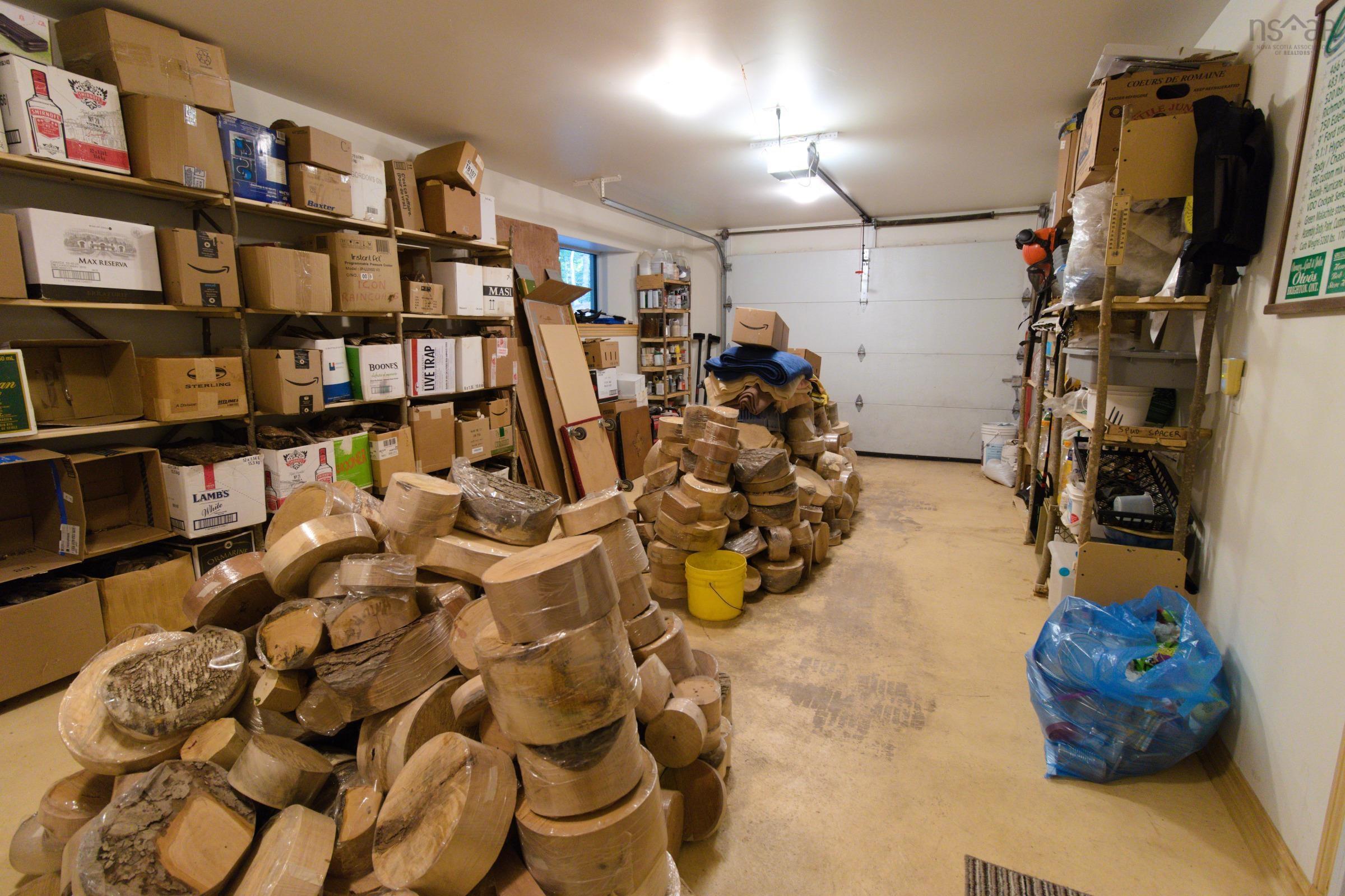 $799,000.00: 516 Burgess Mountain Road, Woodville