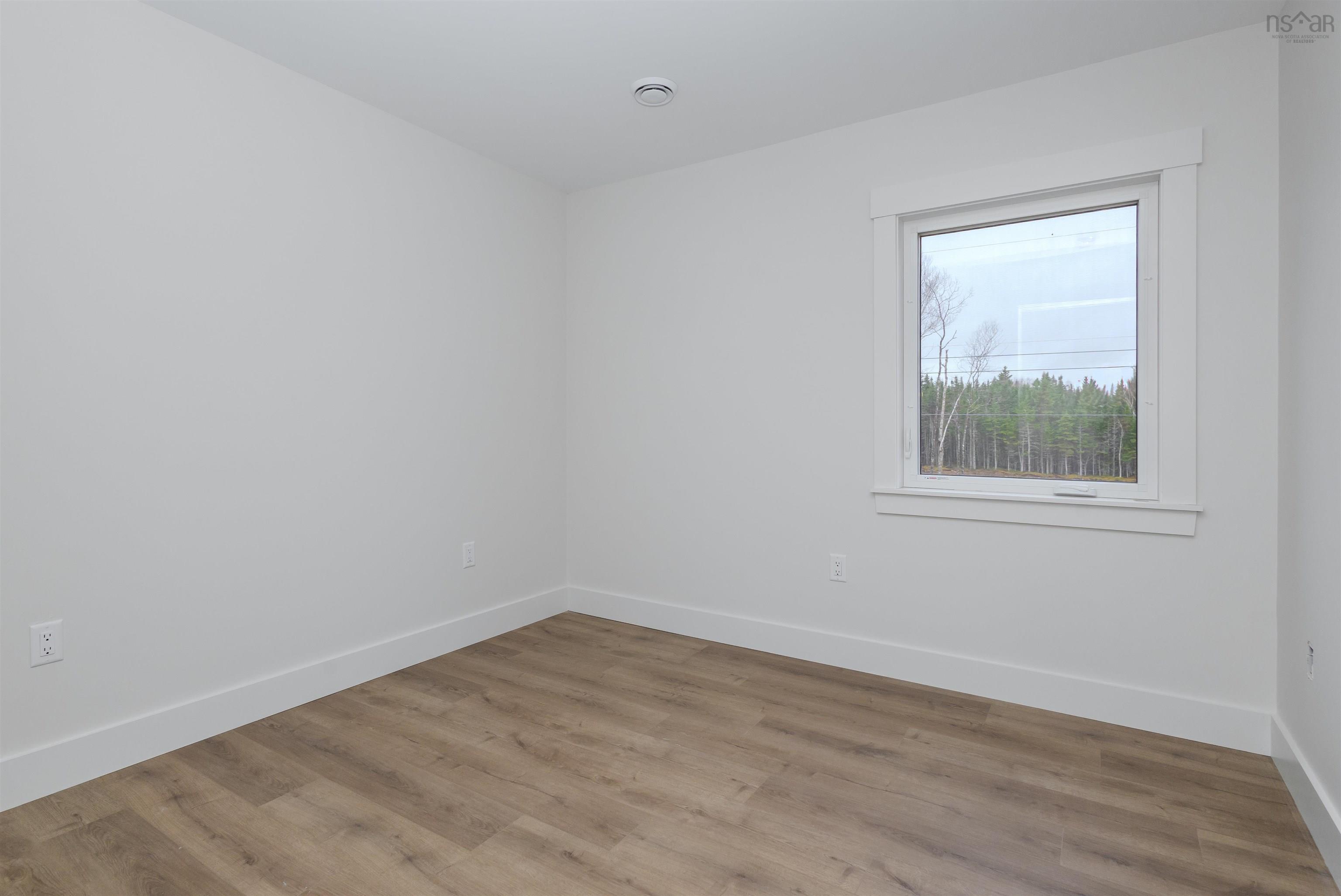 $625,000.00: 43 Emerson Drive, Howie Centre