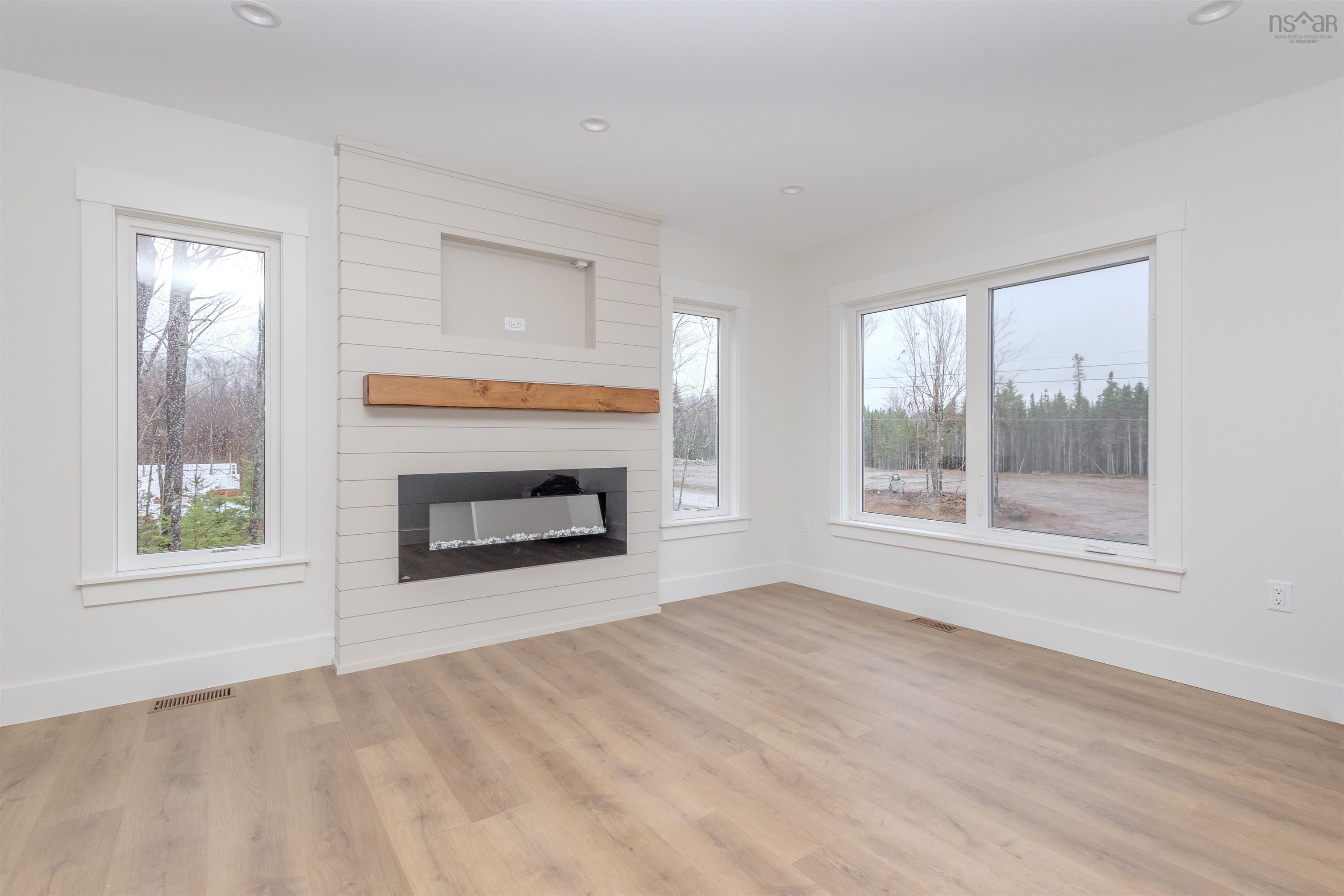 $625,000.00: 43 Emerson Drive, Howie Centre