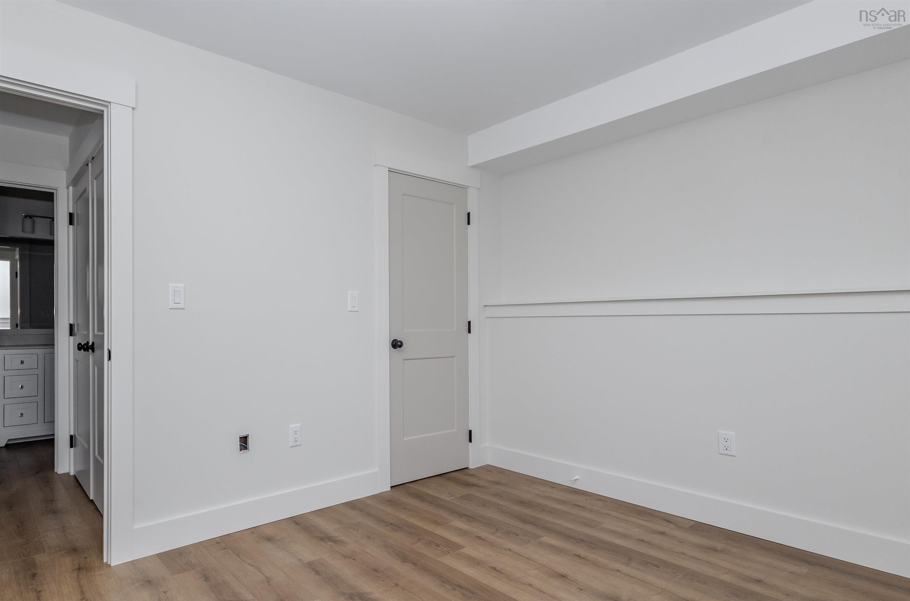 $625,000.00: 43 Emerson Drive, Howie Centre
