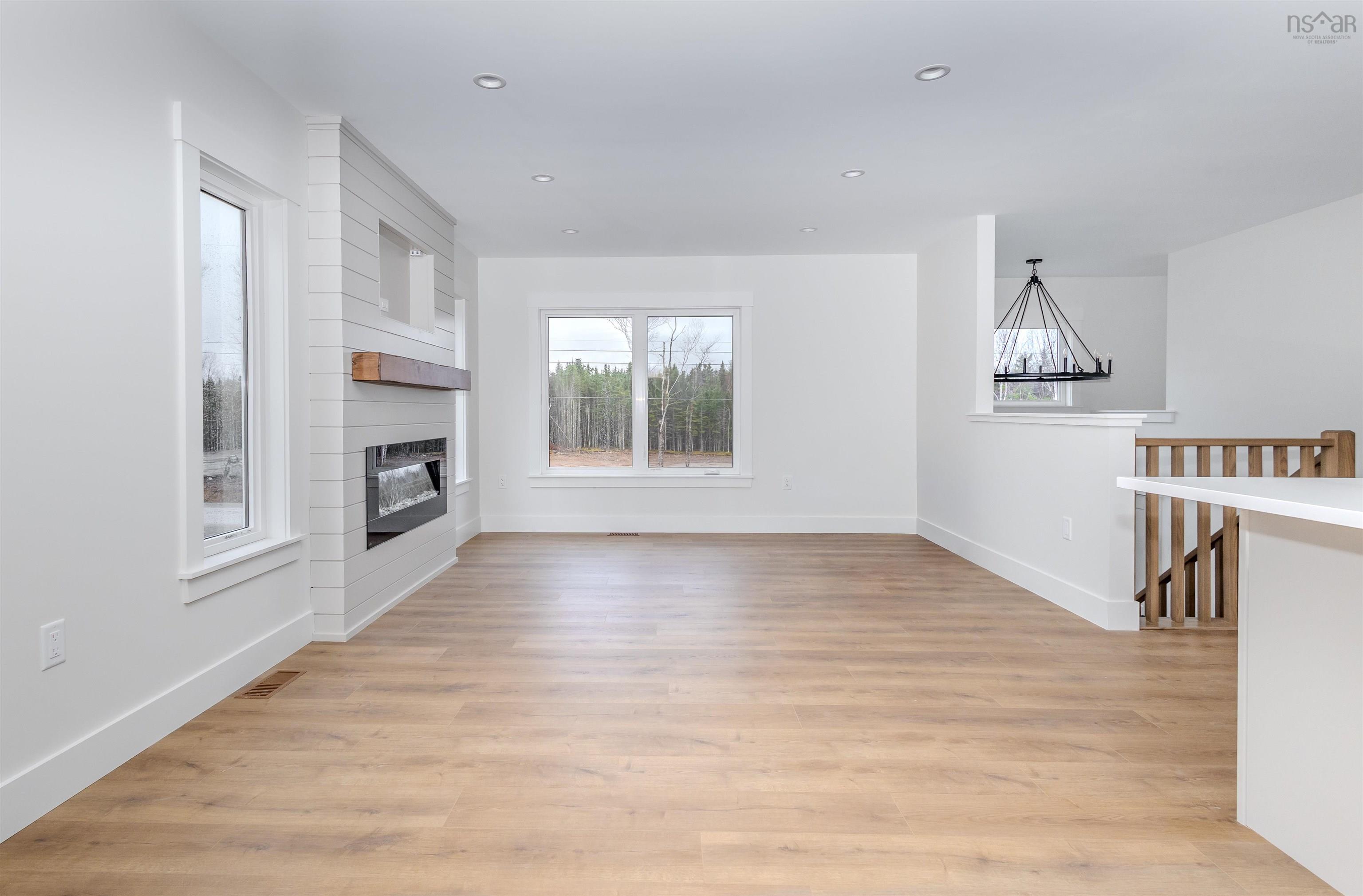 $625,000.00: 43 Emerson Drive, Howie Centre