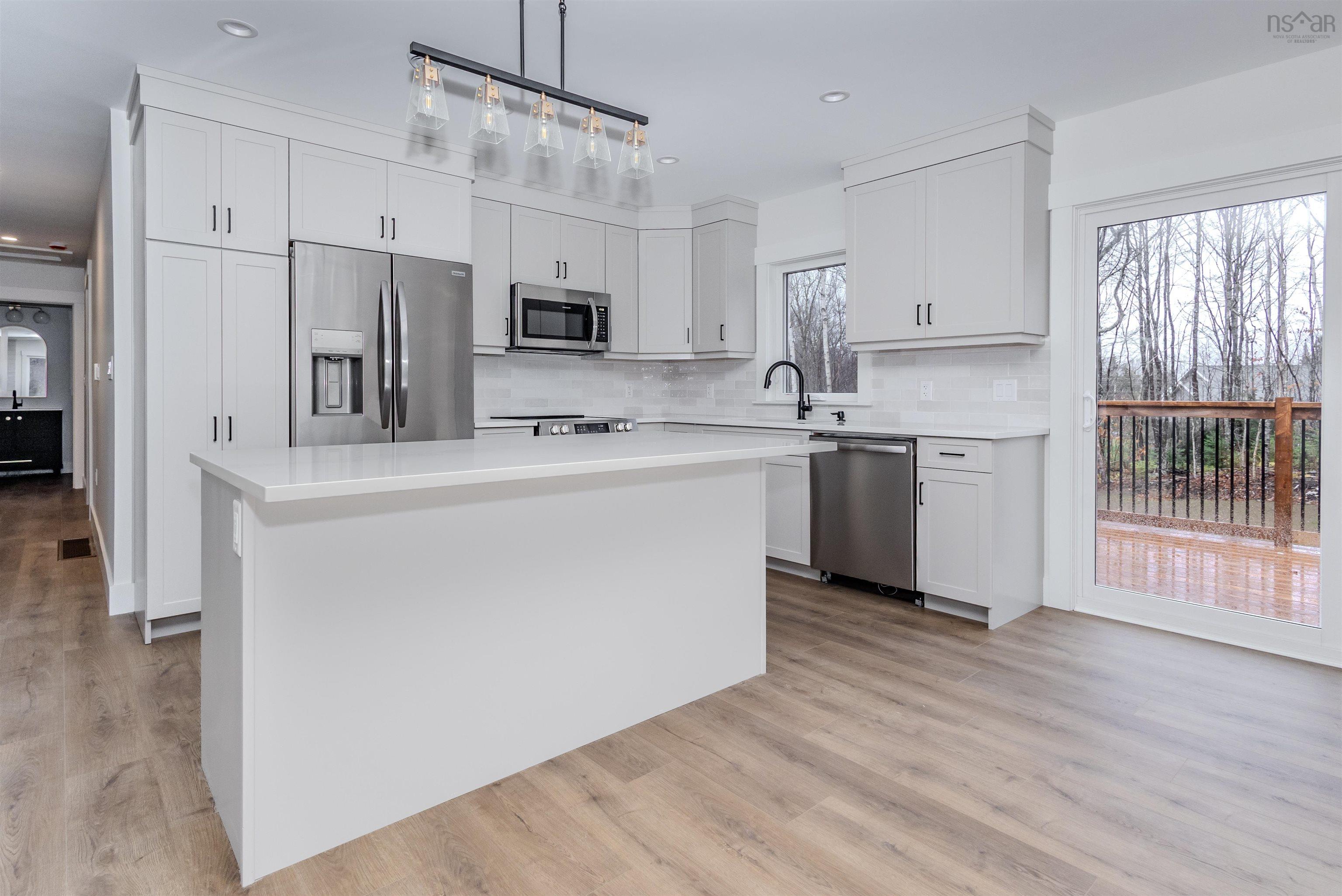 $625,000.00: 43 Emerson Drive, Howie Centre
