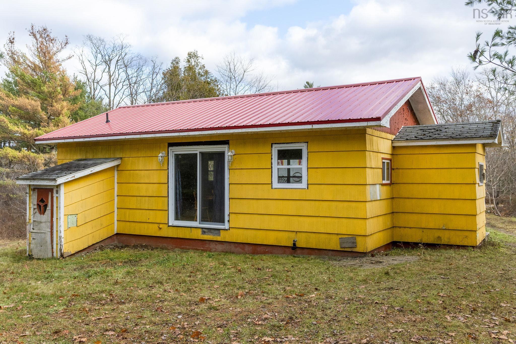 $111,000.00: 741 Westfield Road, Westfield