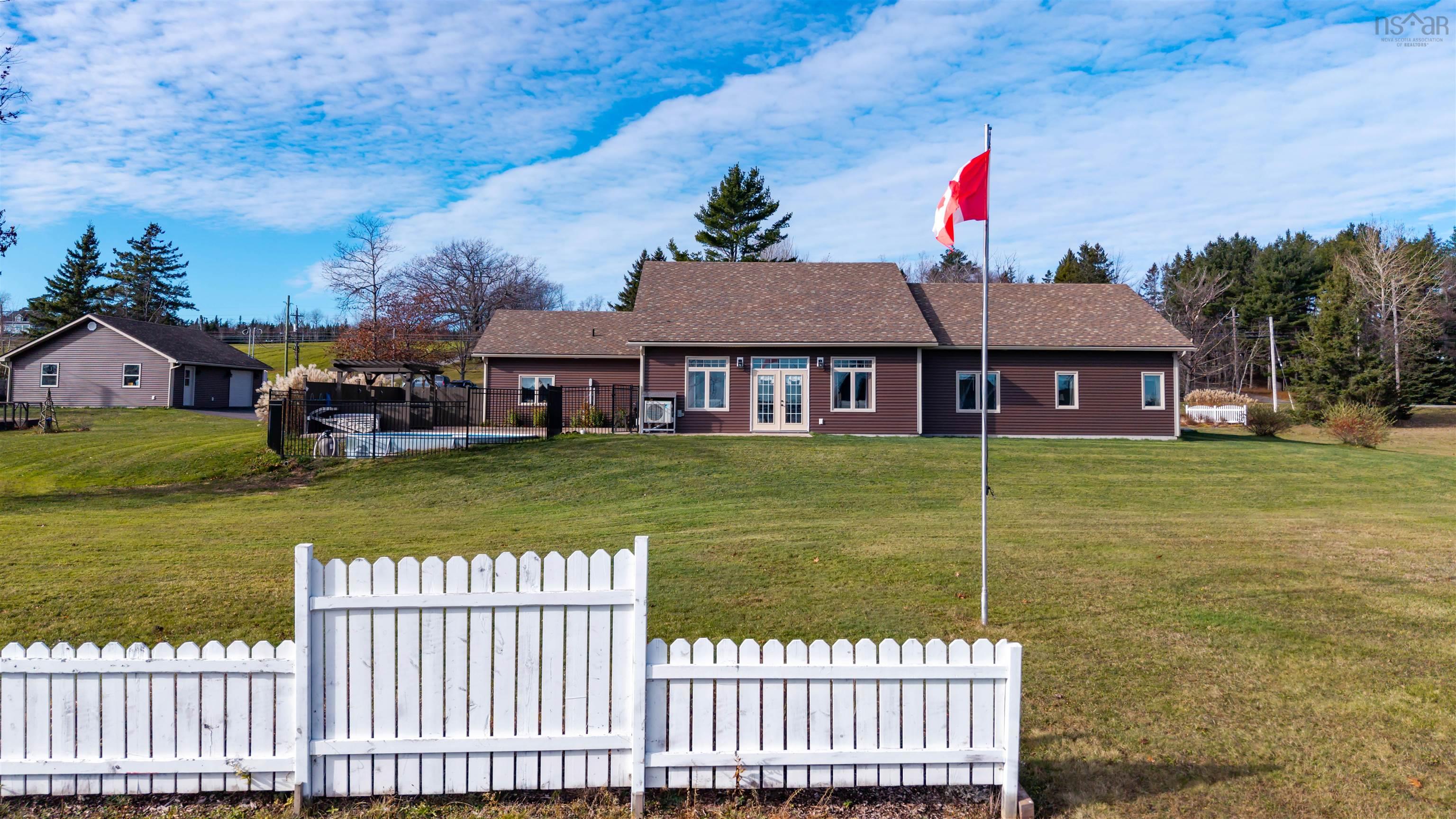 $749,900.00: 2162 Highway 376, Lyons Brook