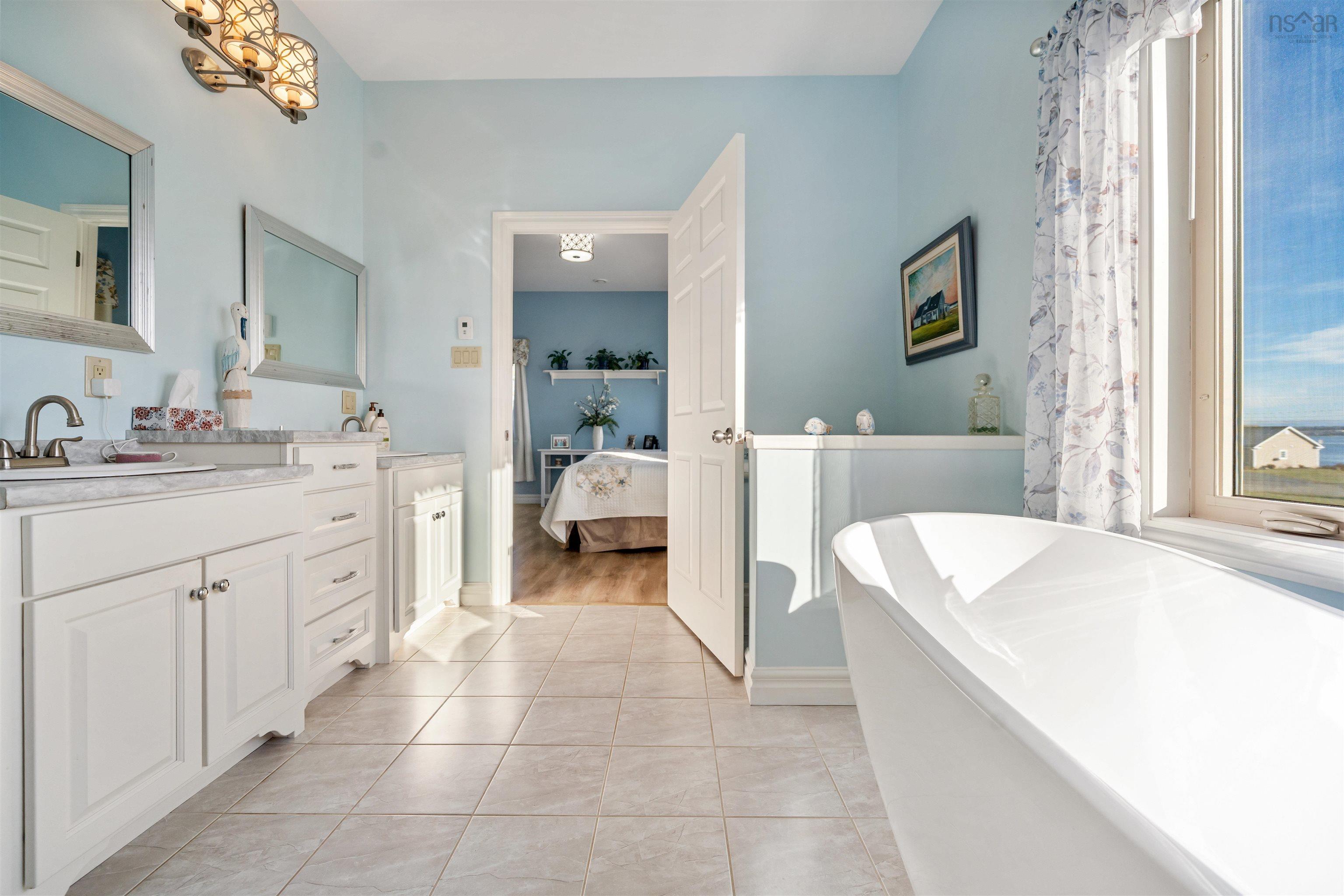 $749,900.00: 2162 Highway 376, Lyons Brook