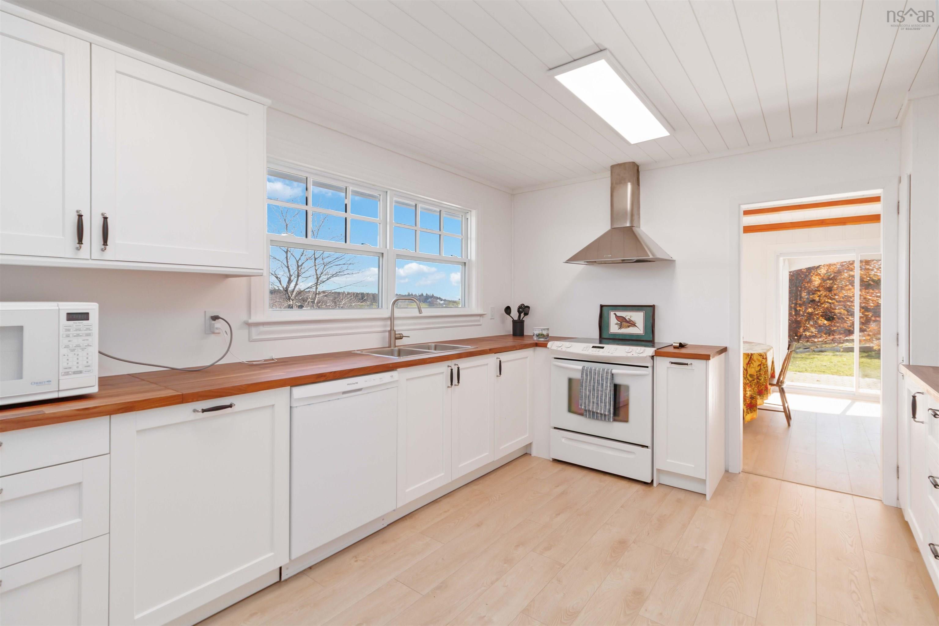 $1,150,000.00: 97 Nauss Point Road, Chester