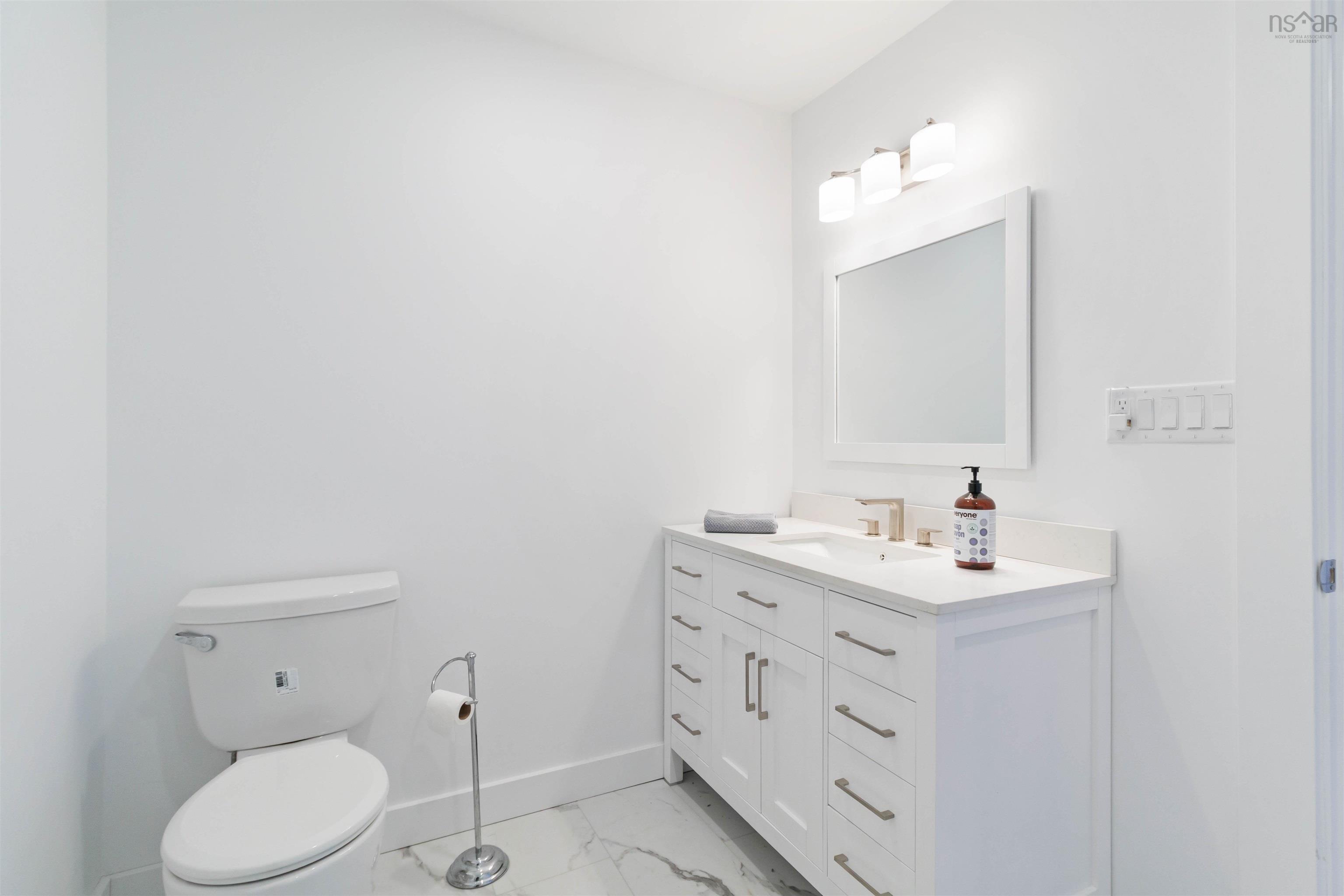 $1,150,000.00: 97 Nauss Point Road, Chester