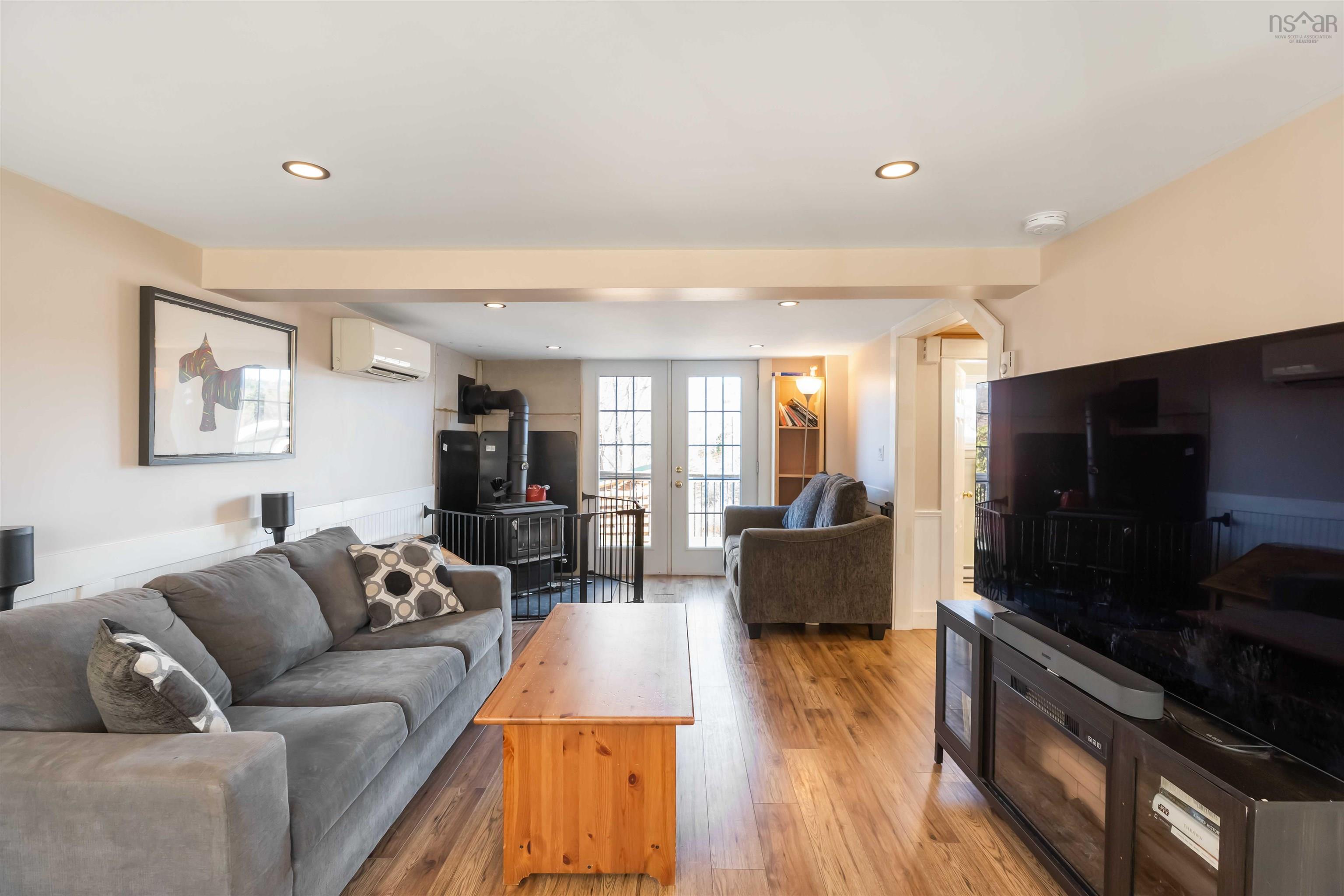 $324,900.00: 1028 Culloden Road, Mount Pleasant