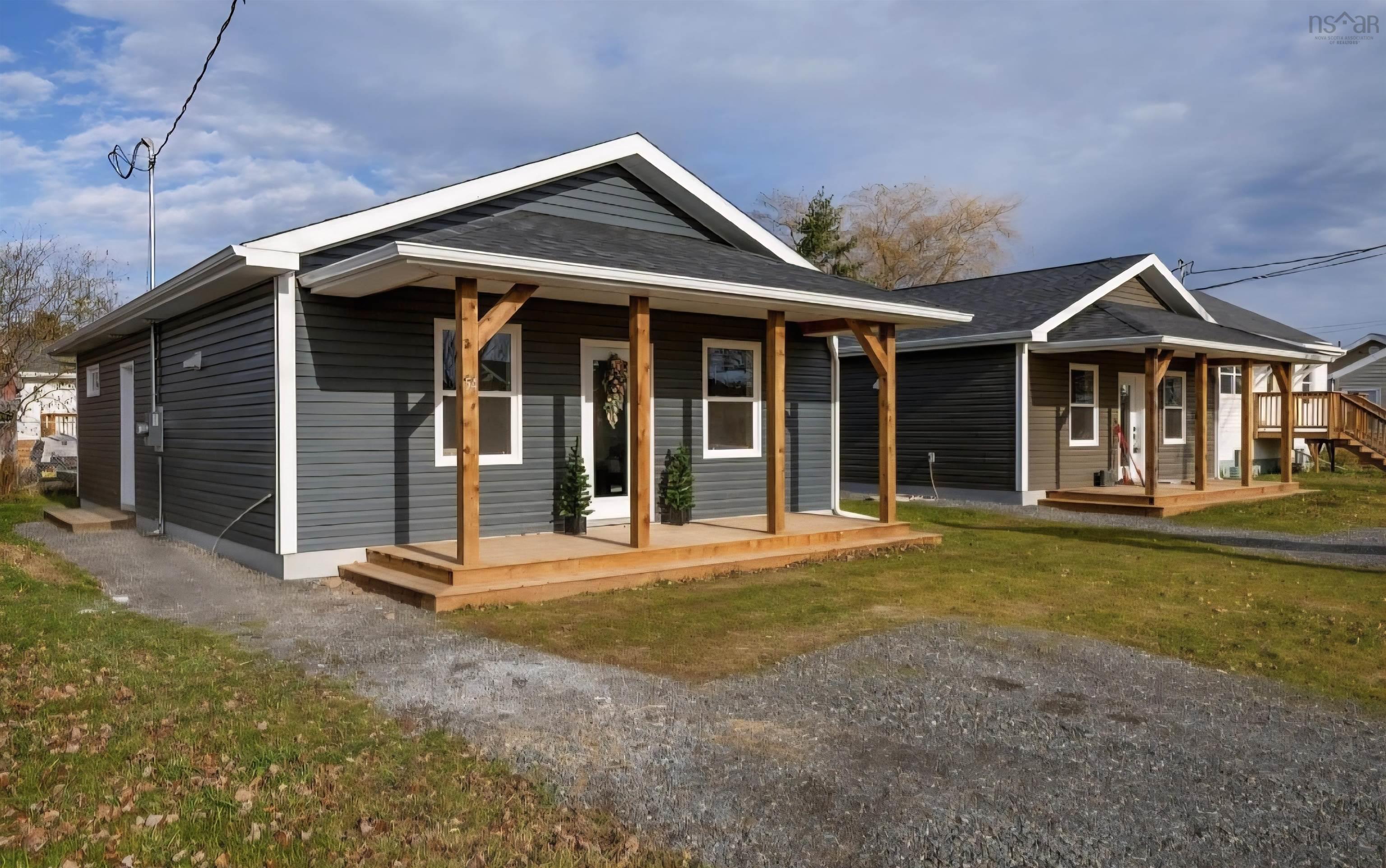 $290,000.00: 54 Oak Street, Pictou