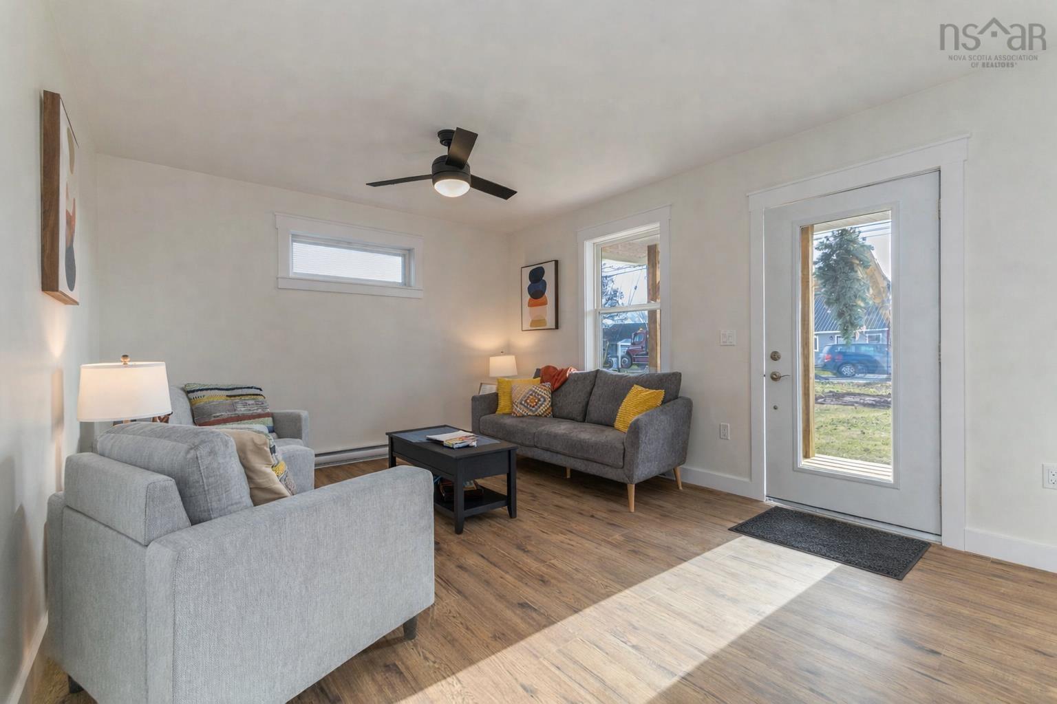 $290,000.00: 54 Oak Street, Pictou