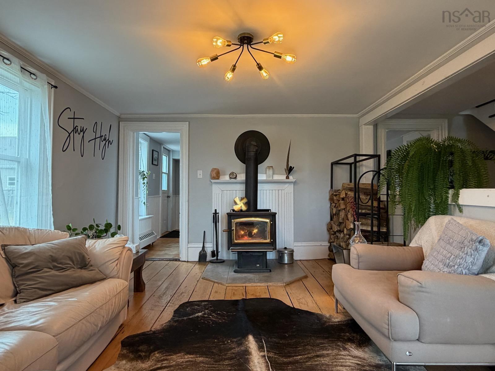$299,900.00: 156 Main Shore Road, Milton Highlands