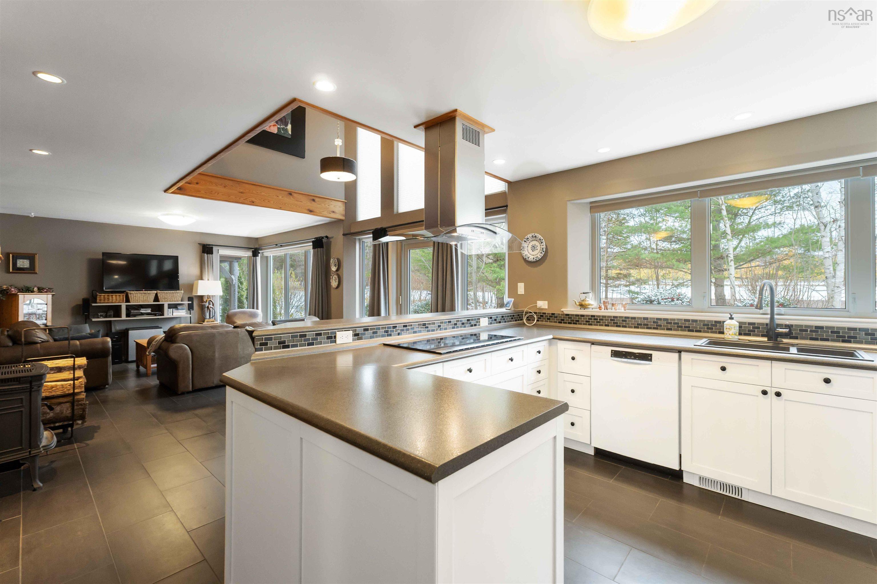 $1,247,000.00: 822 Cleveland Road, Windermere