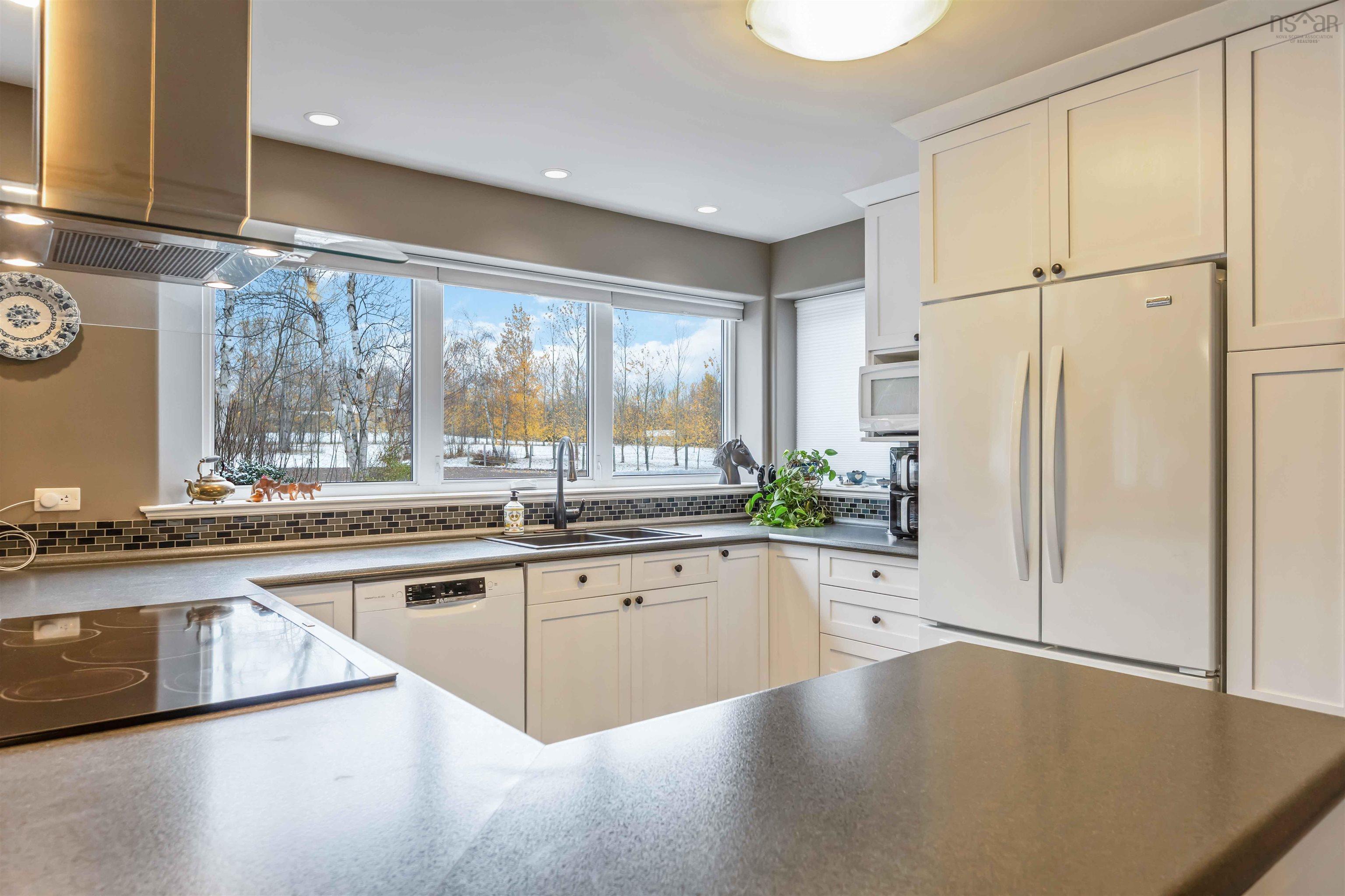 $1,247,000.00: 822 Cleveland Road, Windermere