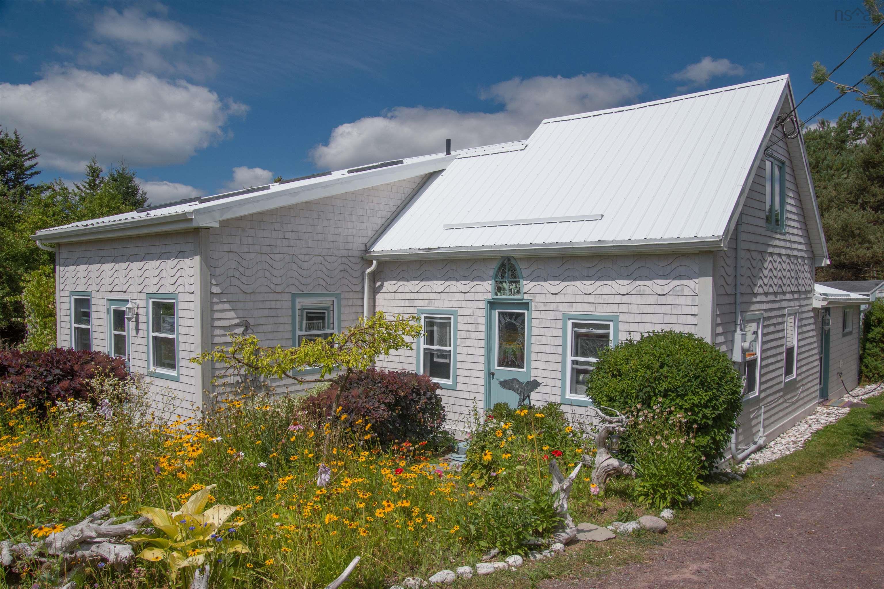 $449,000.00: 3067 320 Highway, D
