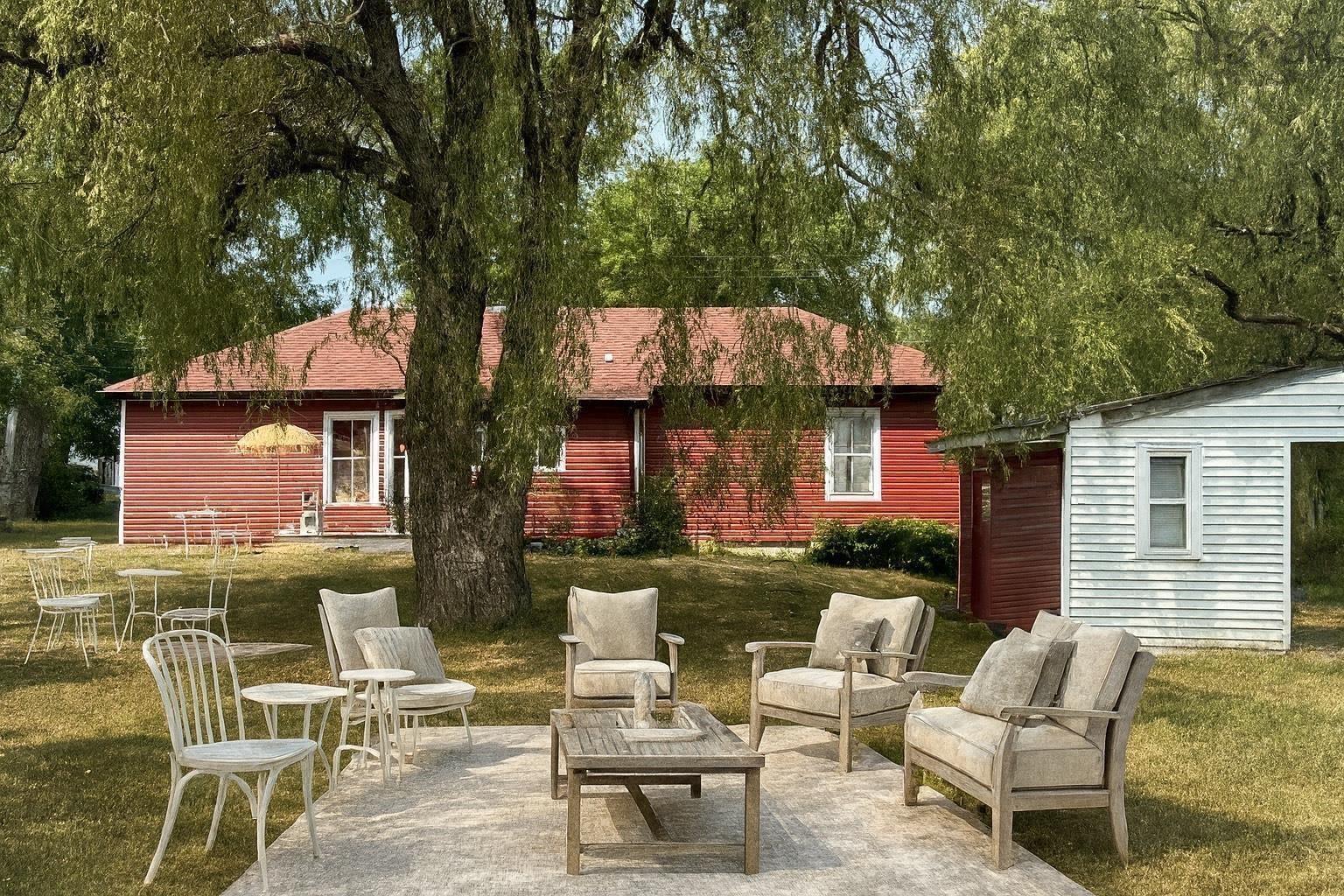 $244,850.00: 9773 Highway 8, Caledonia