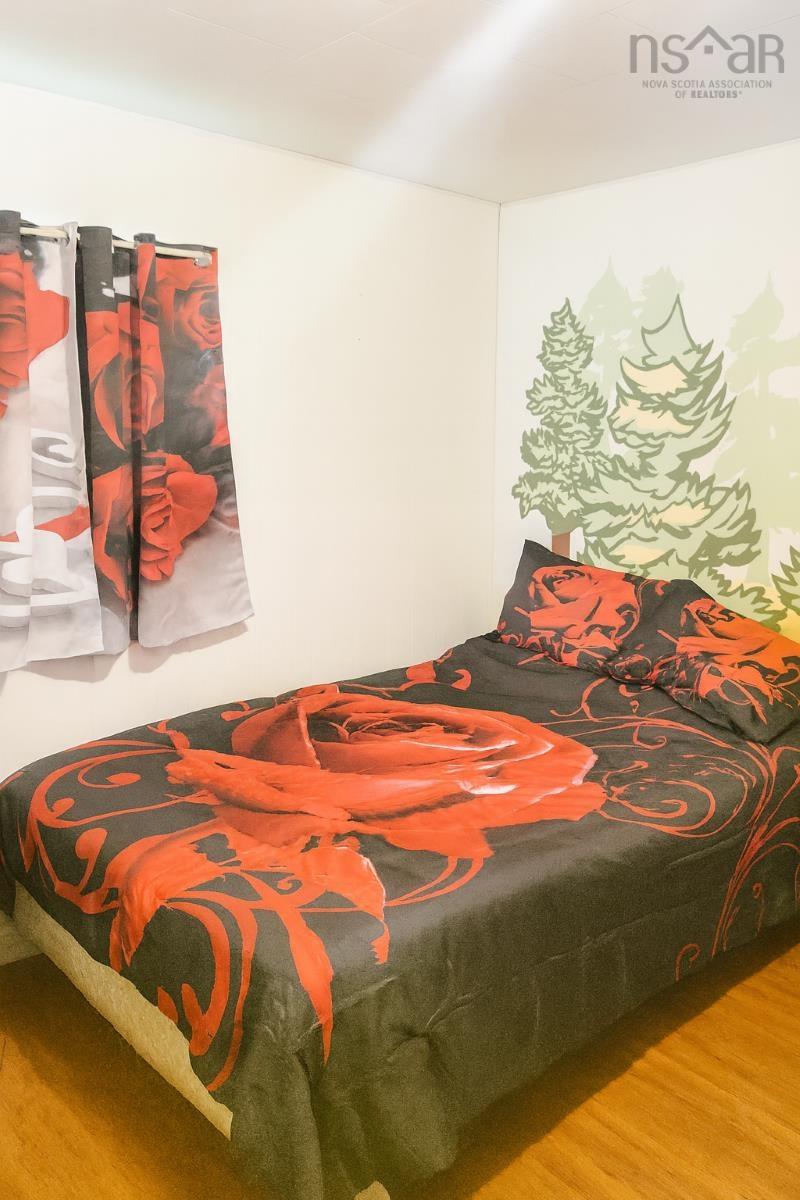 $244,850.00: 9773 Highway 8, Caledonia