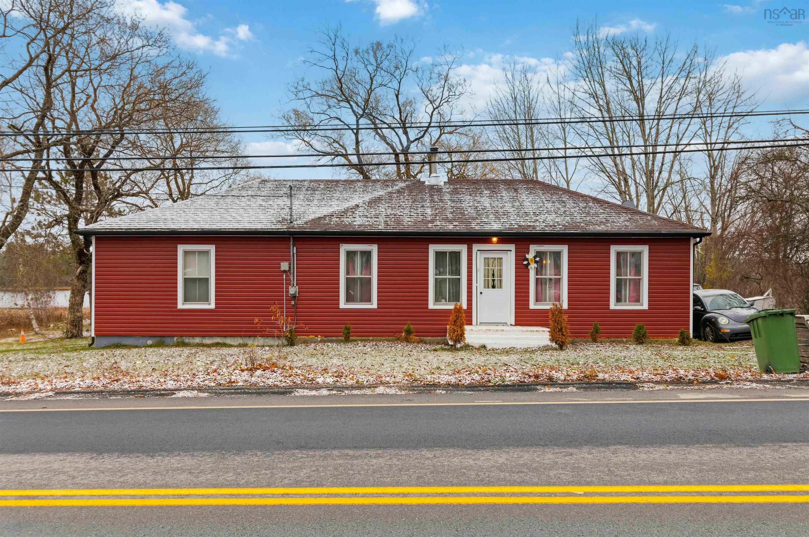 $244,850.00: 9773 Highway 8, Caledonia