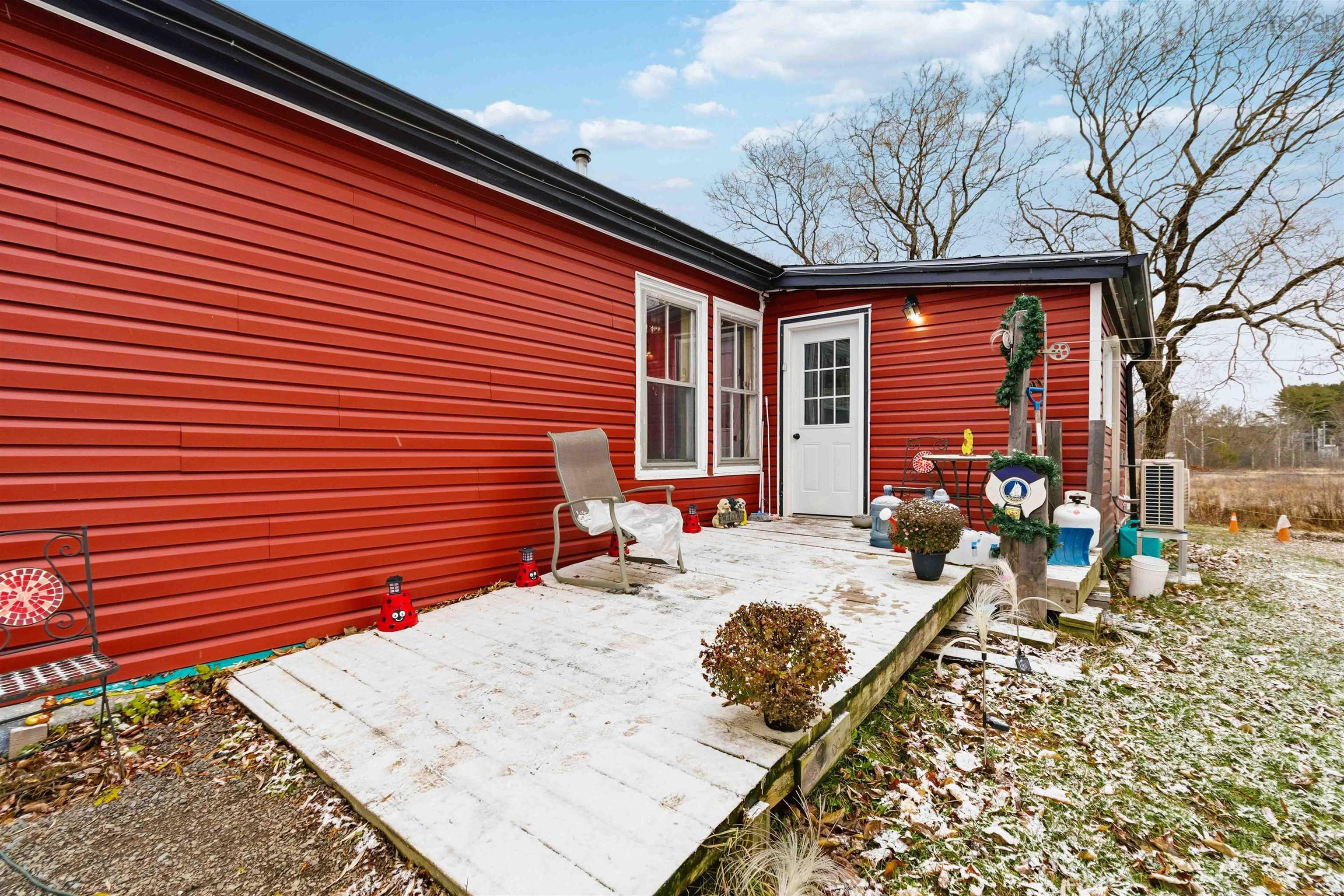 $244,850.00: 9773 Highway 8, Caledonia