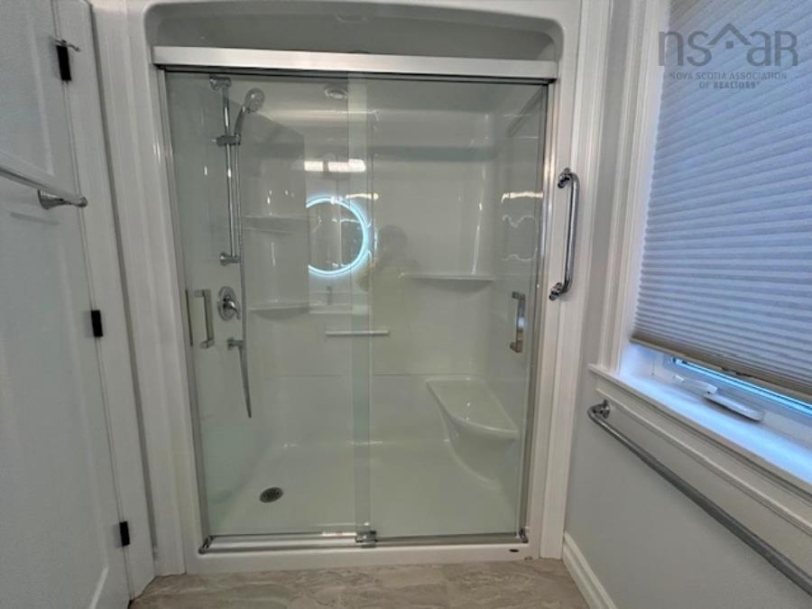 $499,999.00: 144 Winburn Avenue, Bridgewater