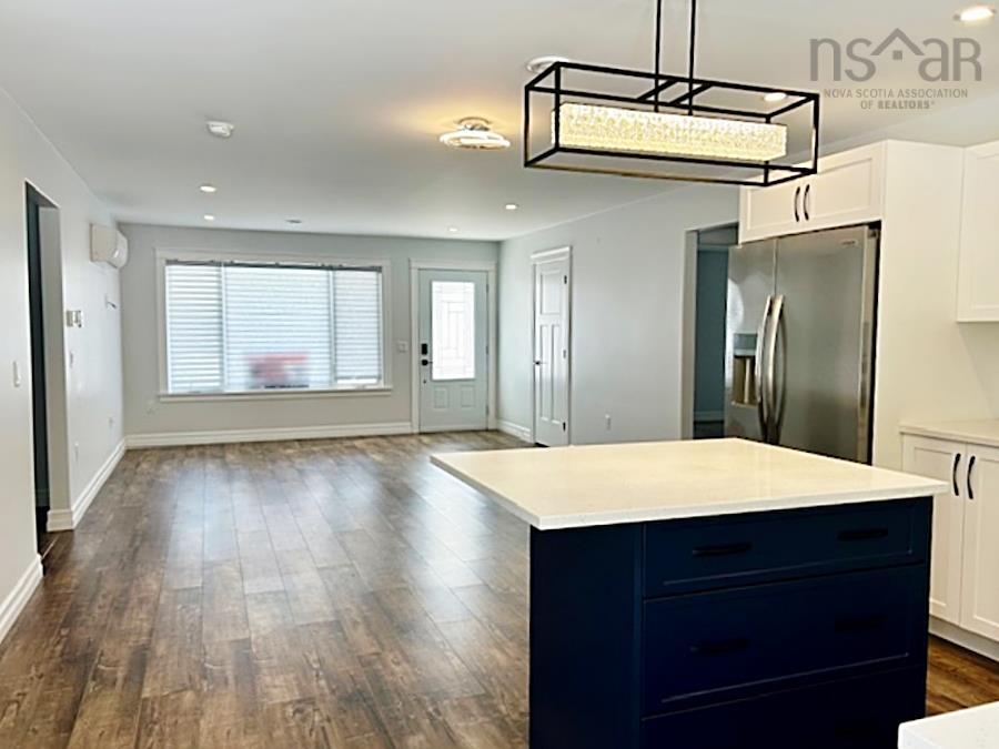 $499,999.00: 144 Winburn Avenue, Bridgewater