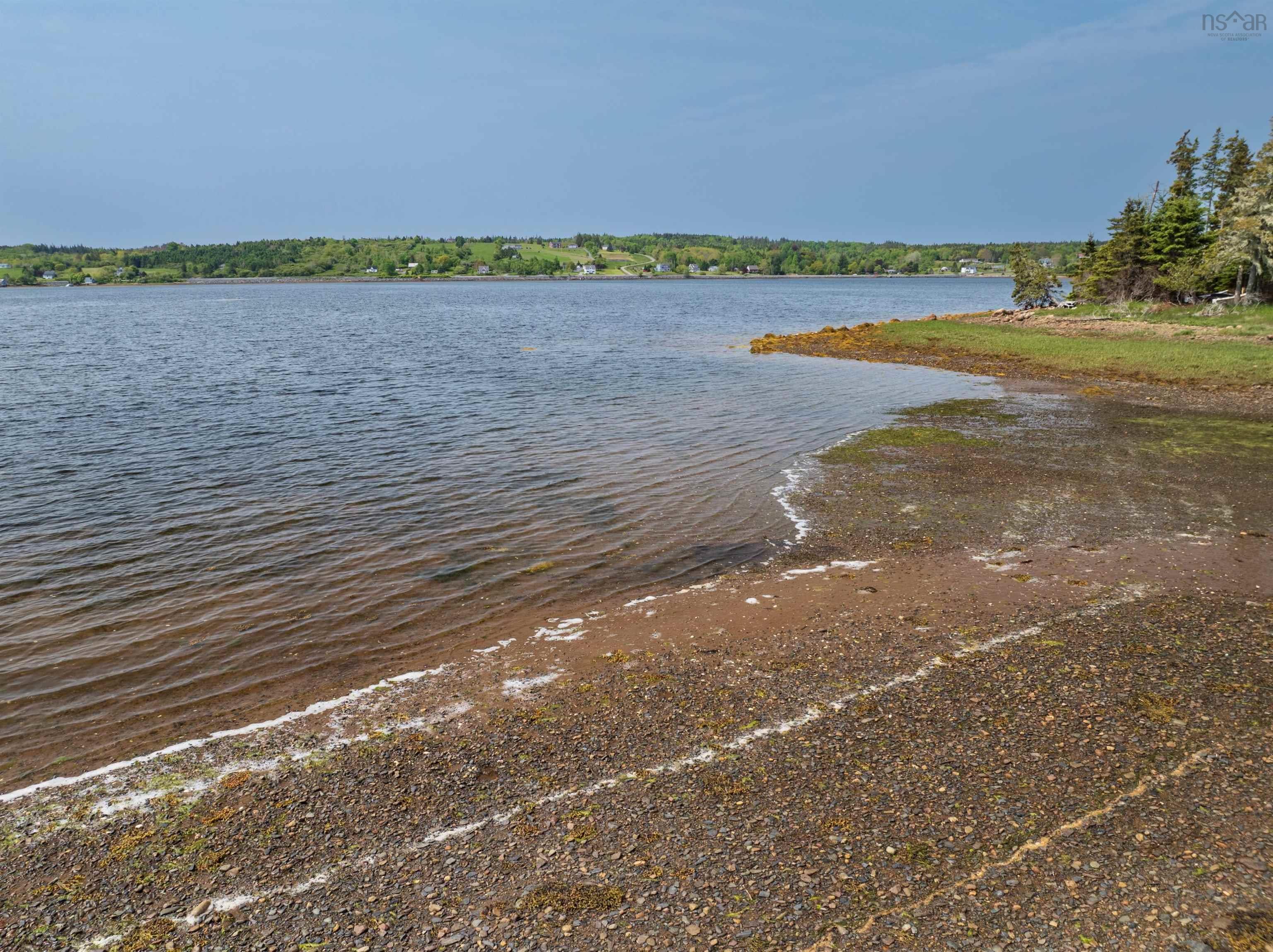 $275,000.00: Woodenship Lane, Feltzen South