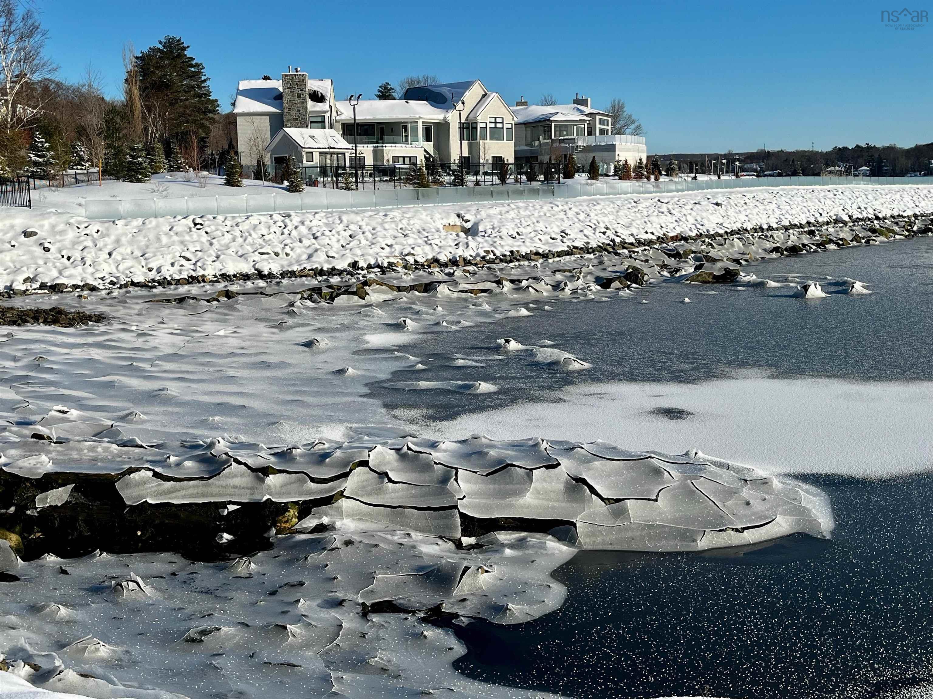 4 Arthur Lismer Court, Bedford, NS (MLS 202528919)