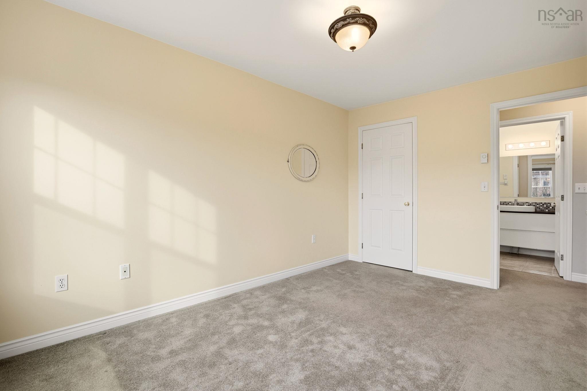 4 Arthur Lismer Court, Bedford, NS (MLS 202528919)