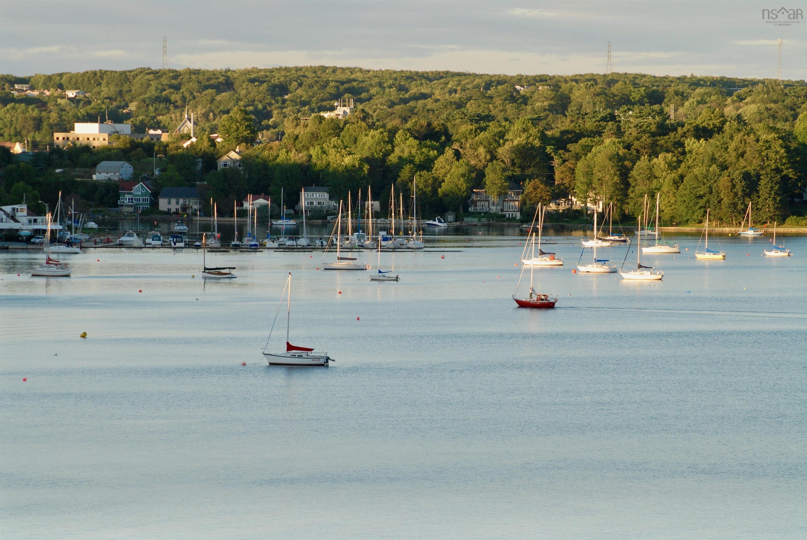 4 Arthur Lismer Court, Bedford, NS (MLS 202528919)