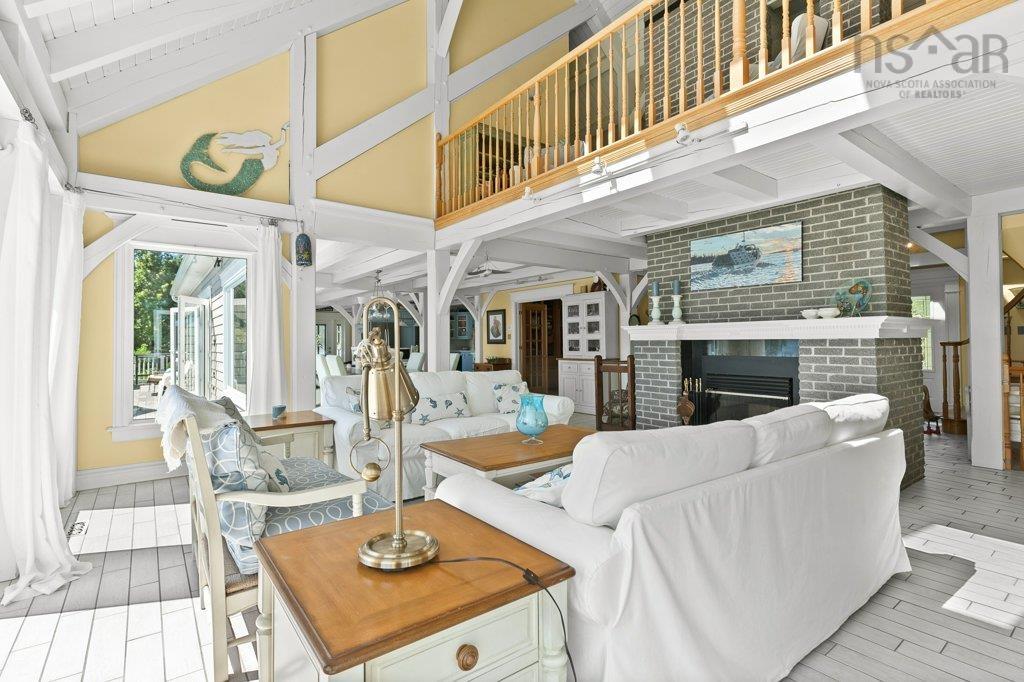 $3,875,000.00: 226 Crandall Road, Martins Point